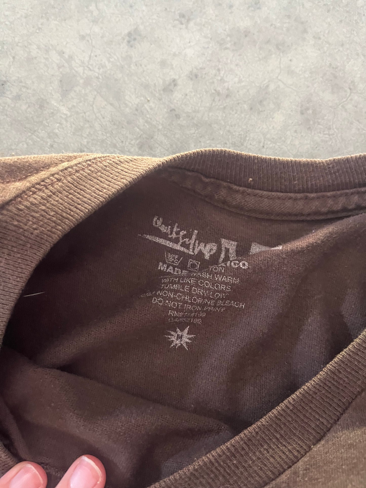 quiksilver tee - M