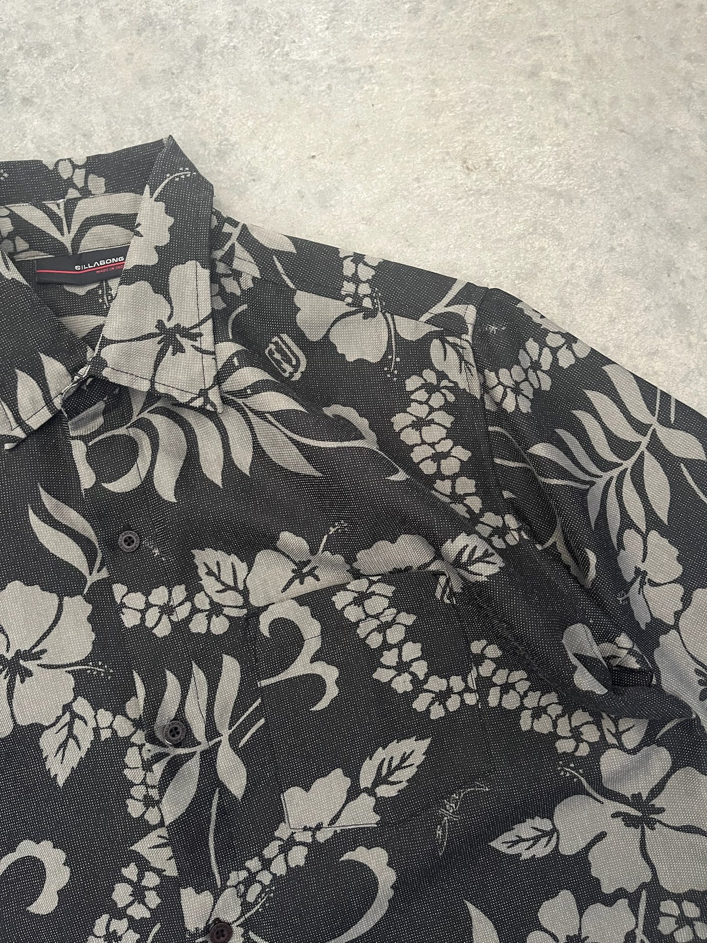 Billabong aop button up