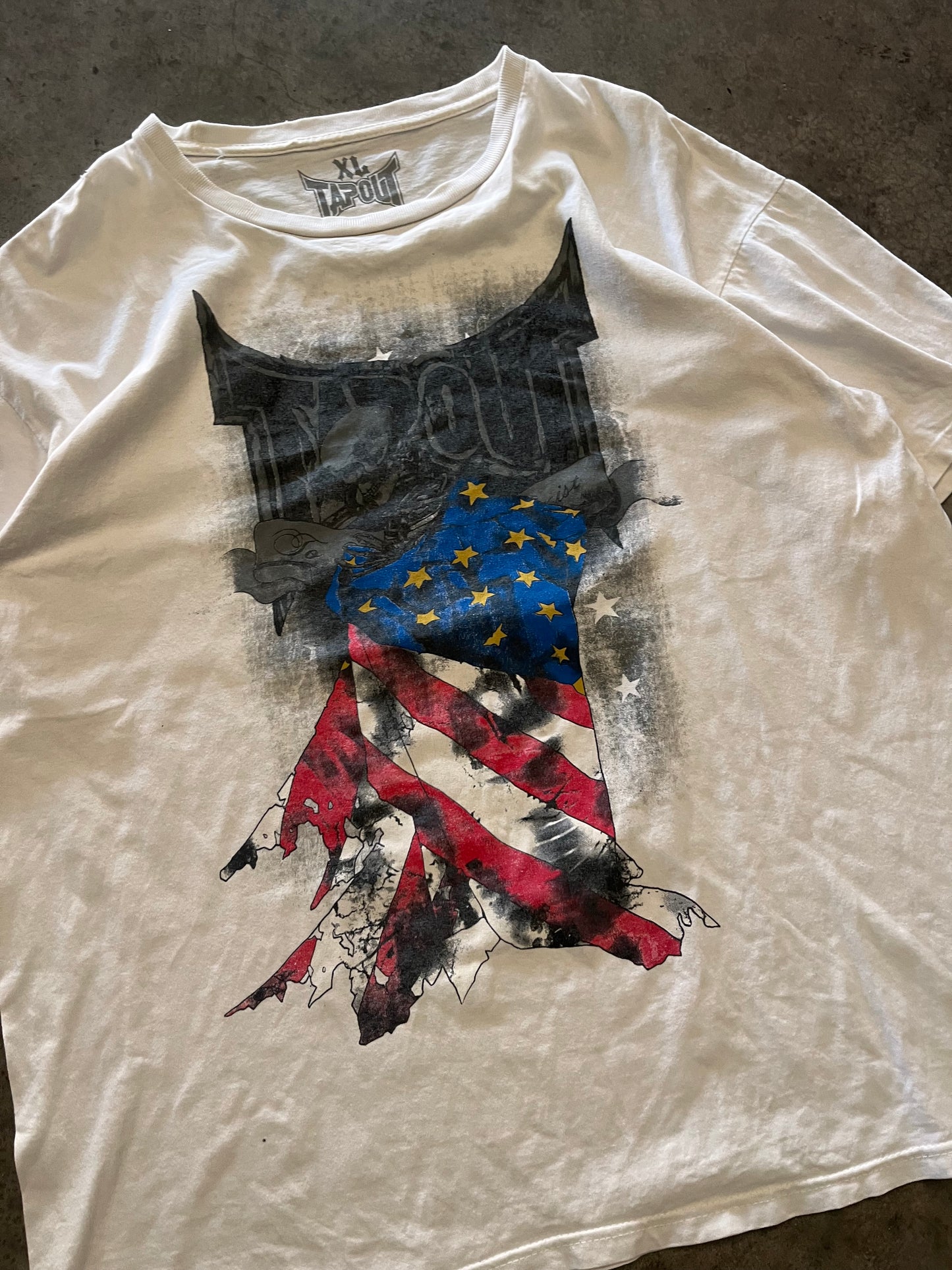 tapout tee - XL