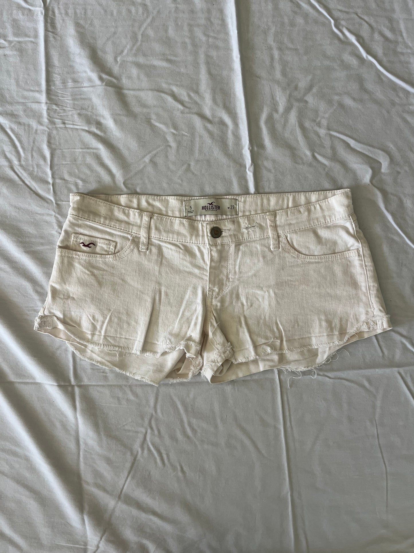 hollister denim mini shorts - 32