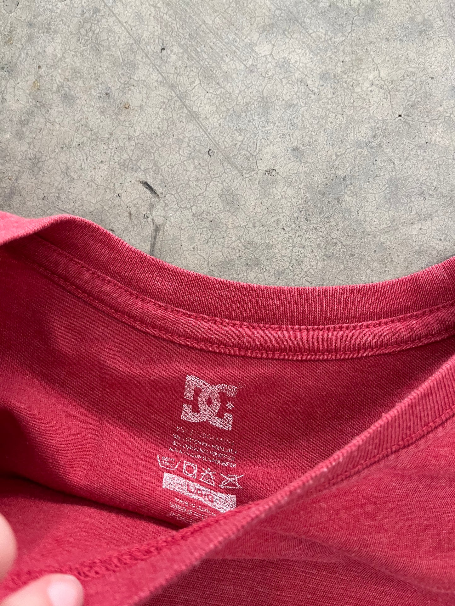 DC graphic tee - L