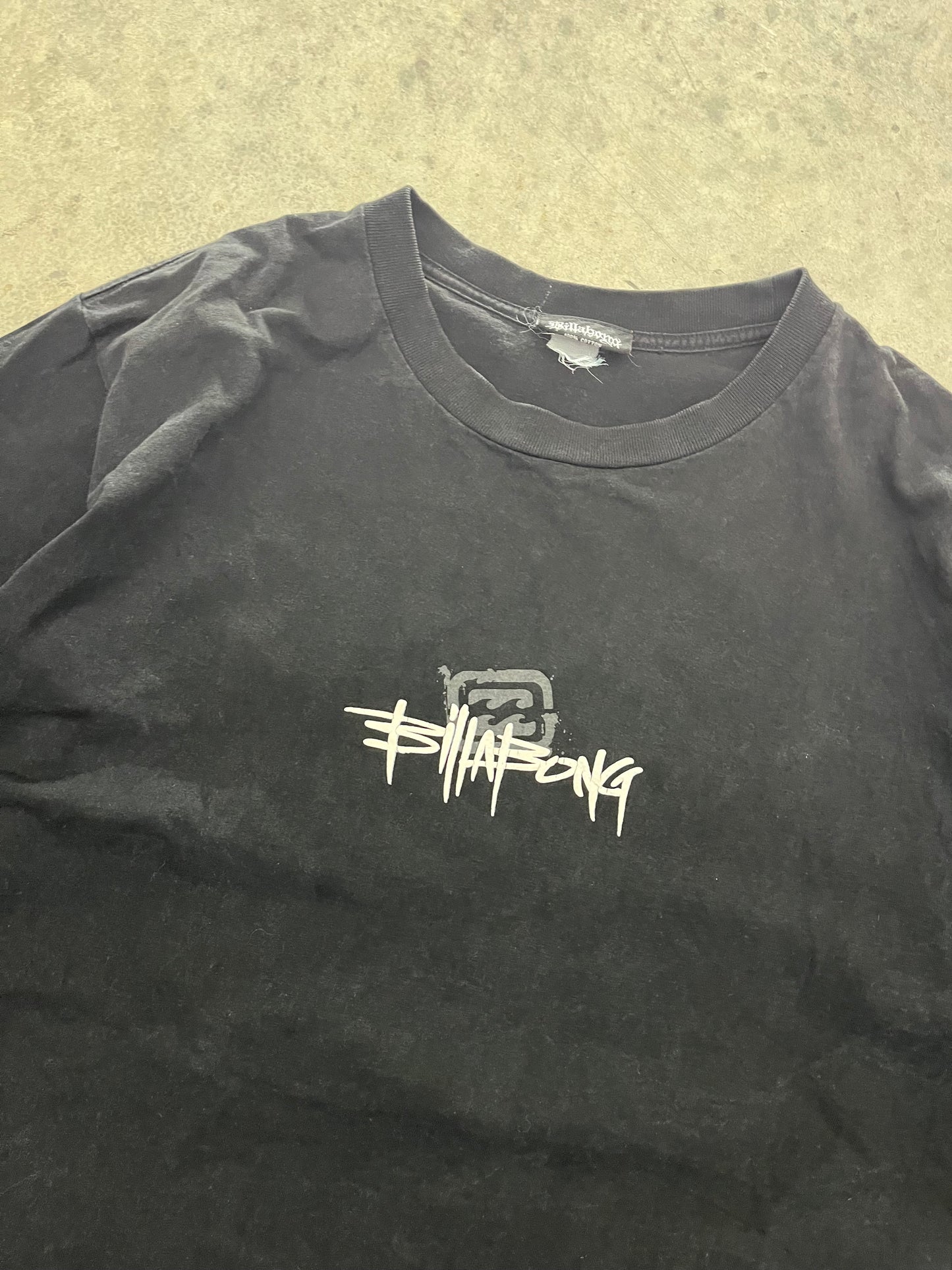billabong graphic tee - XXL