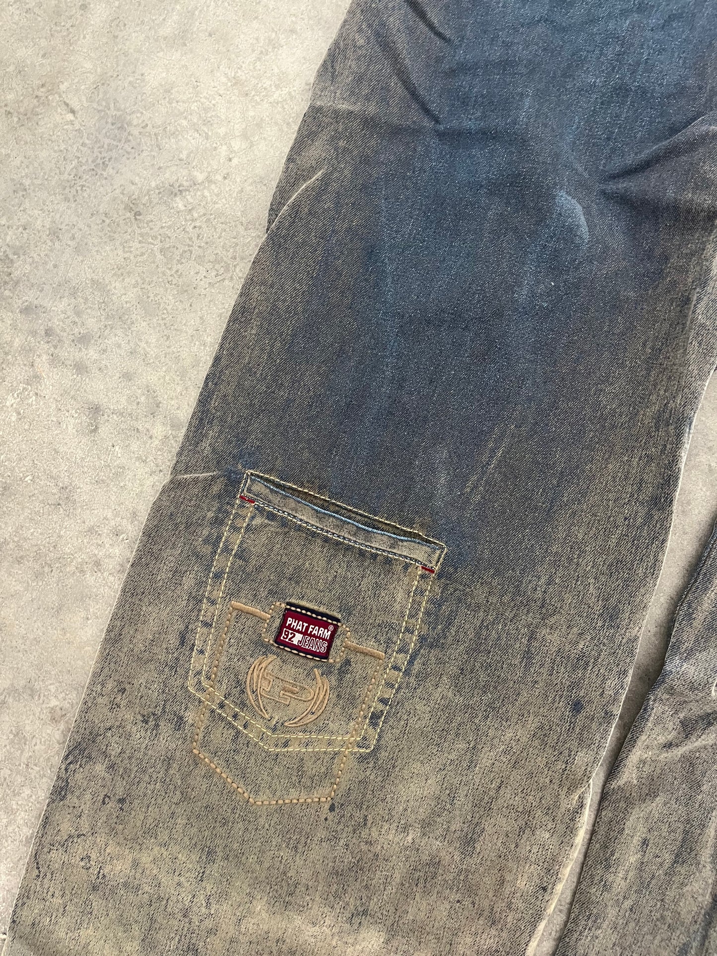 phat farm jeans - 36