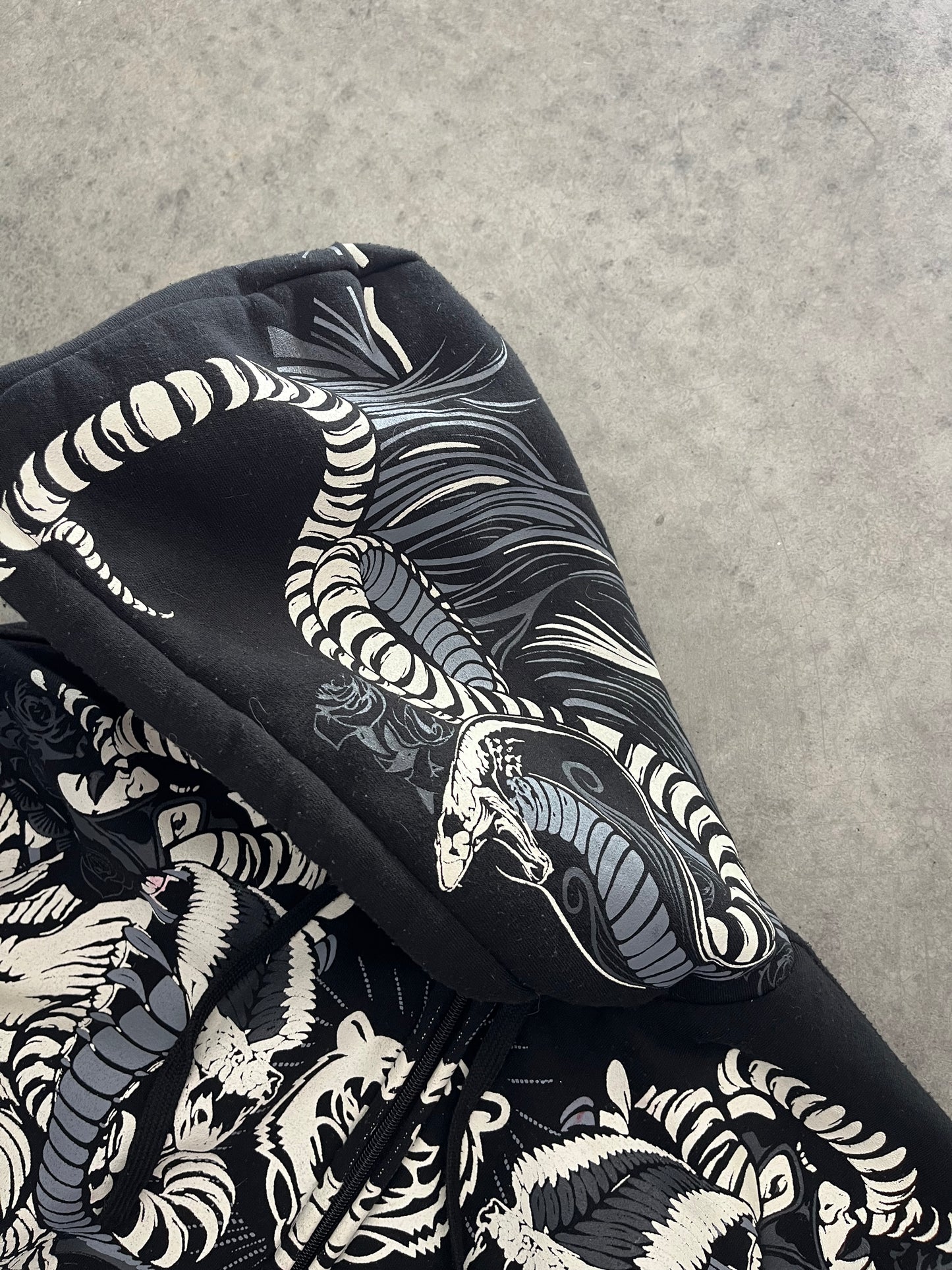 insane printed zipup hoodie - XL