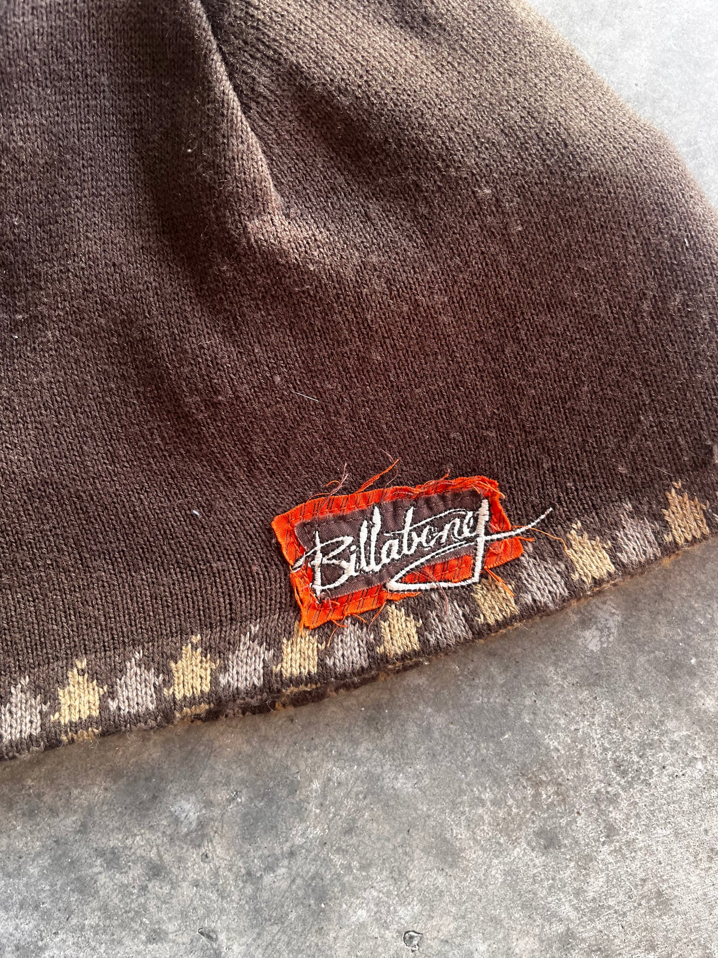 reversible billabong beanie