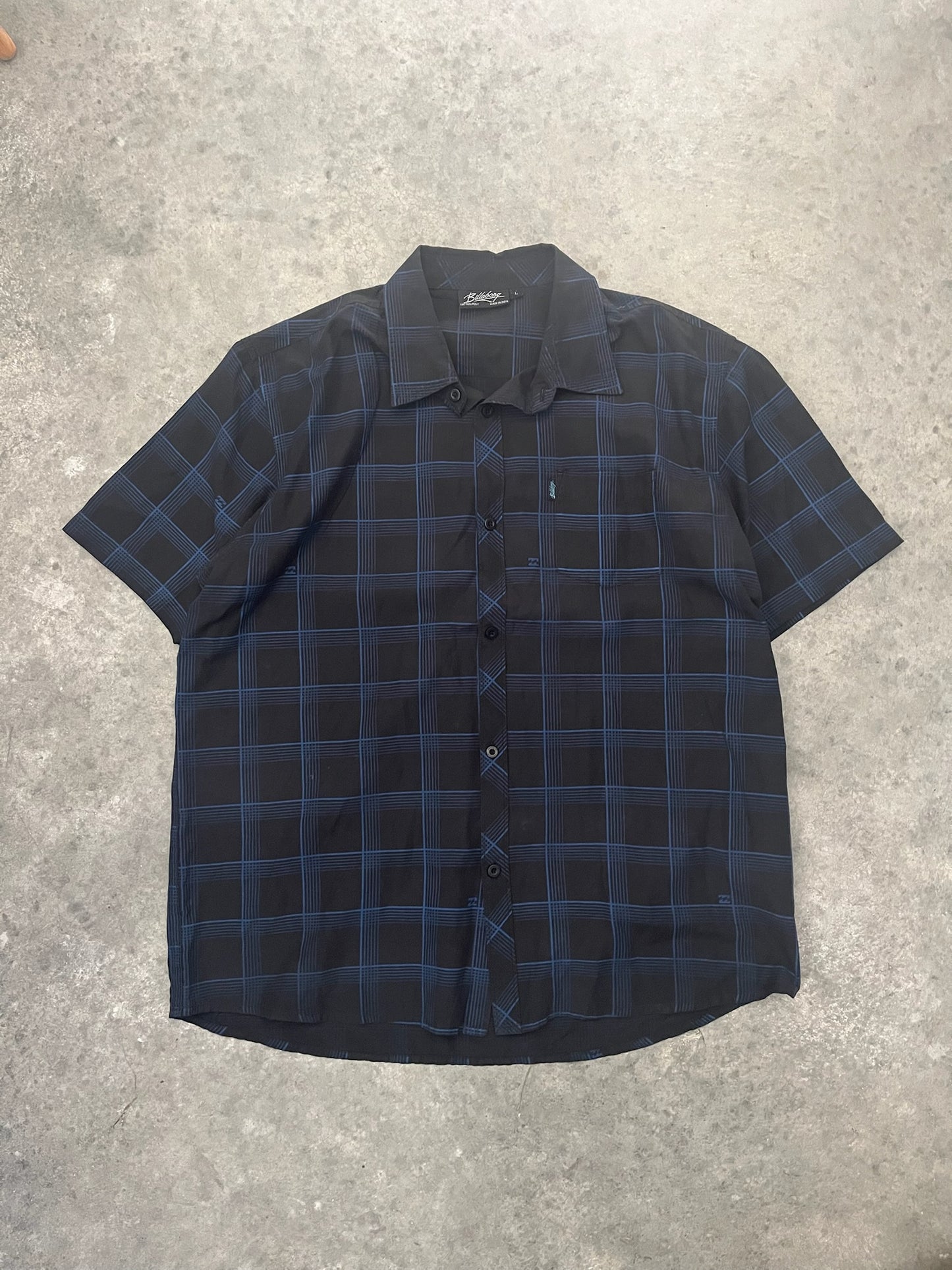 Calm billabong button up