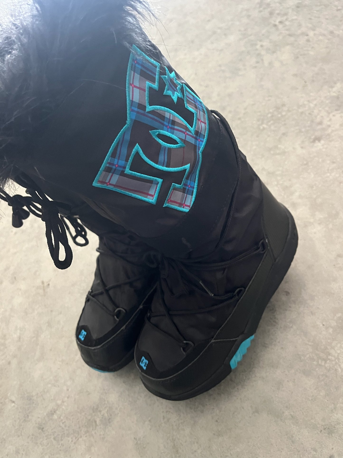 DC Boots - US 8 - EU 39