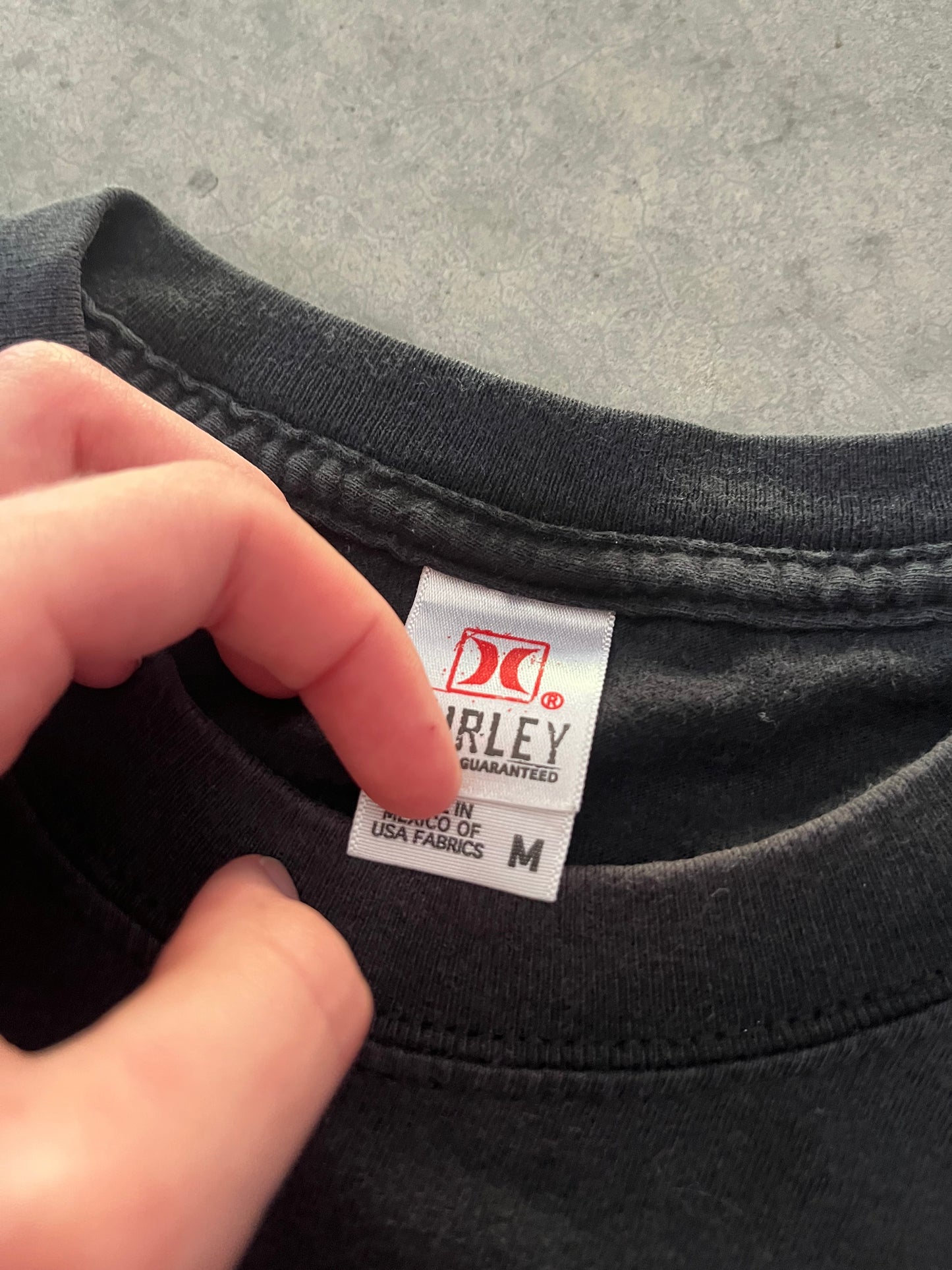 hurley tee - M