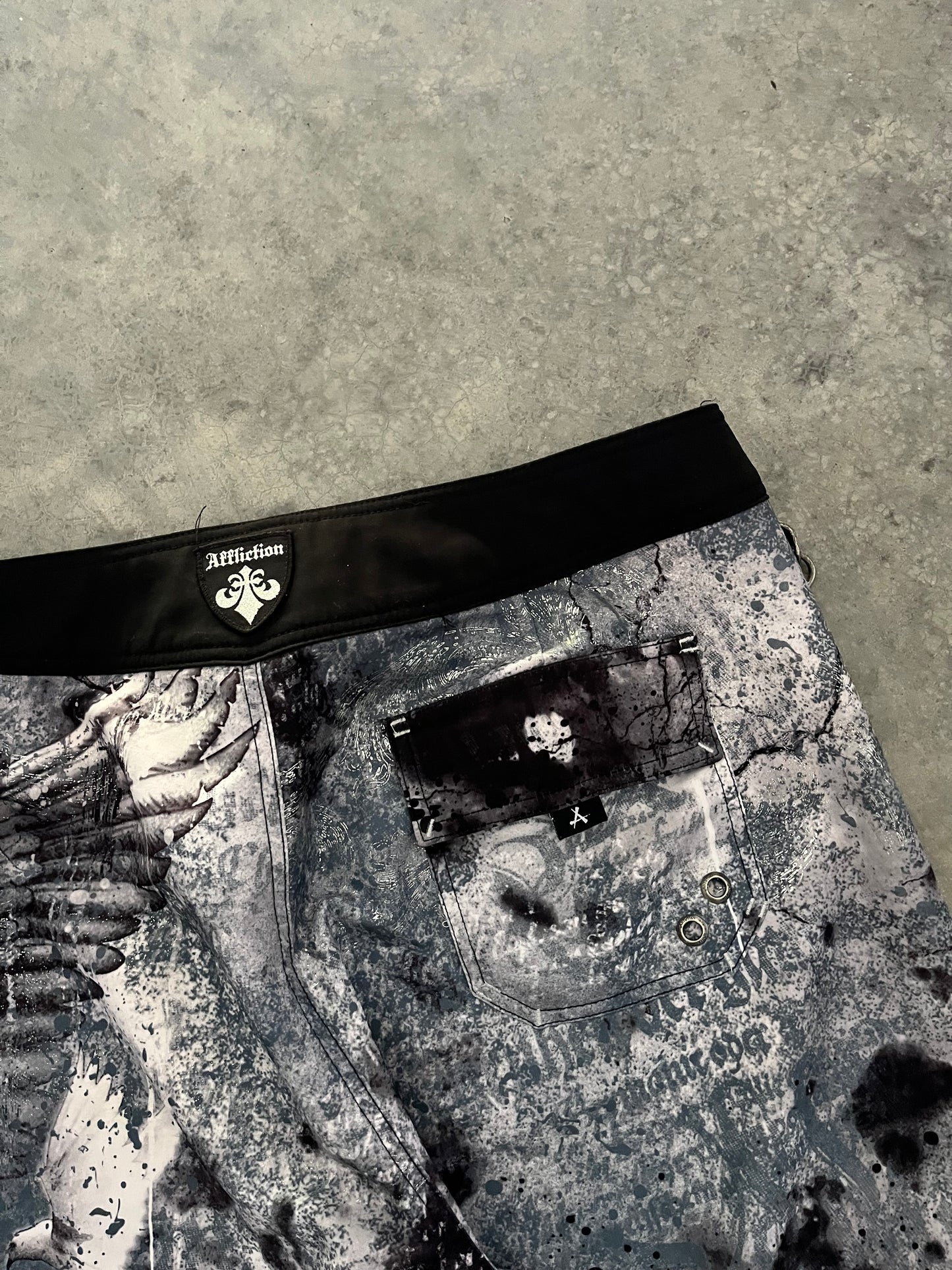 RARE affliction board shorts - 38