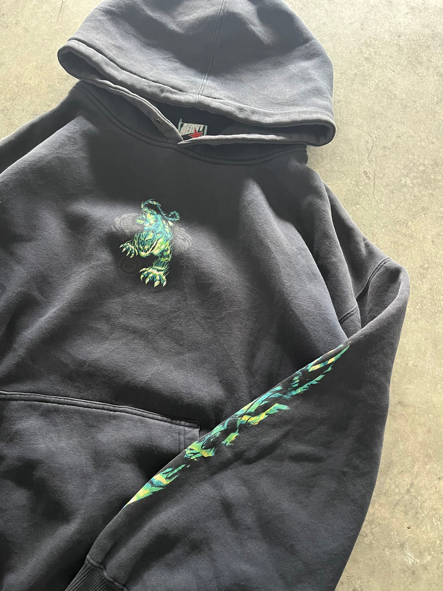 Top heavy hoodie - L
