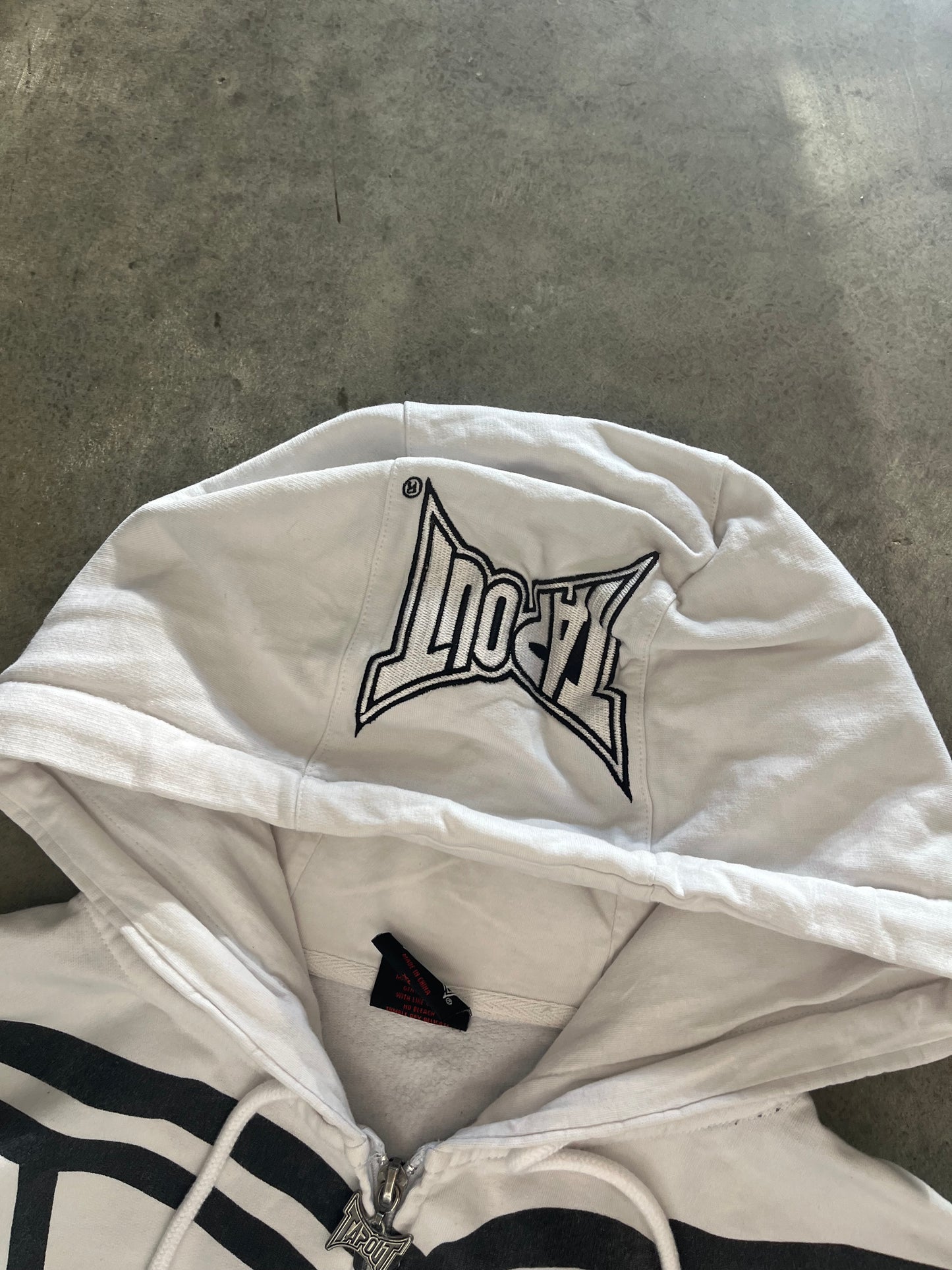 Tapout hoodie - XL