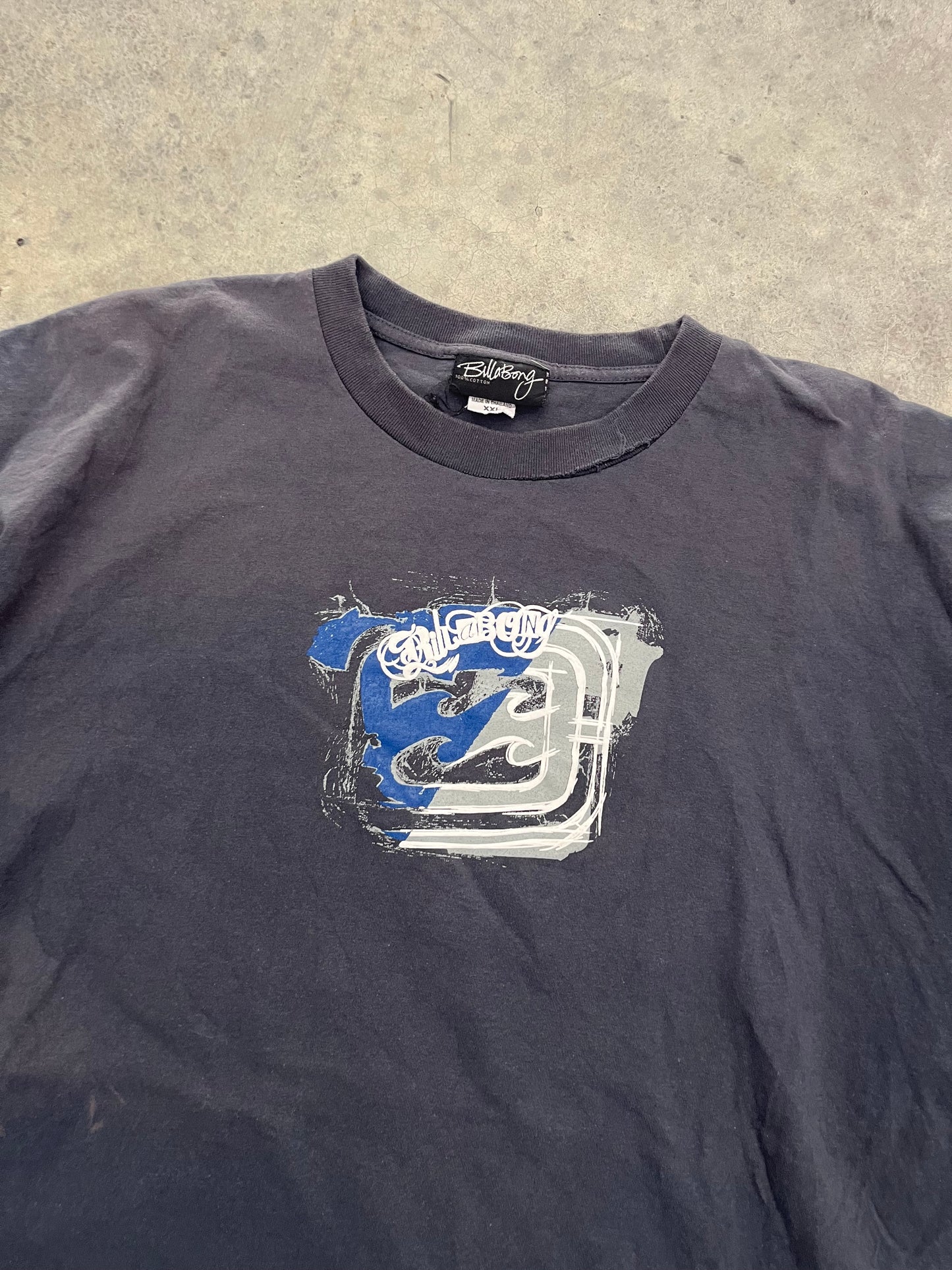 billabong graphic tee - XXL