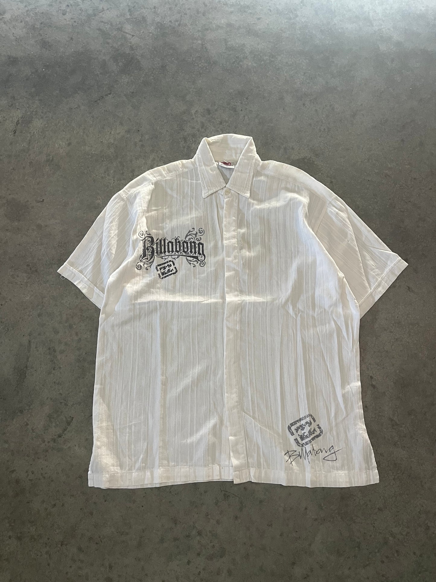 grail billabong button up - XL