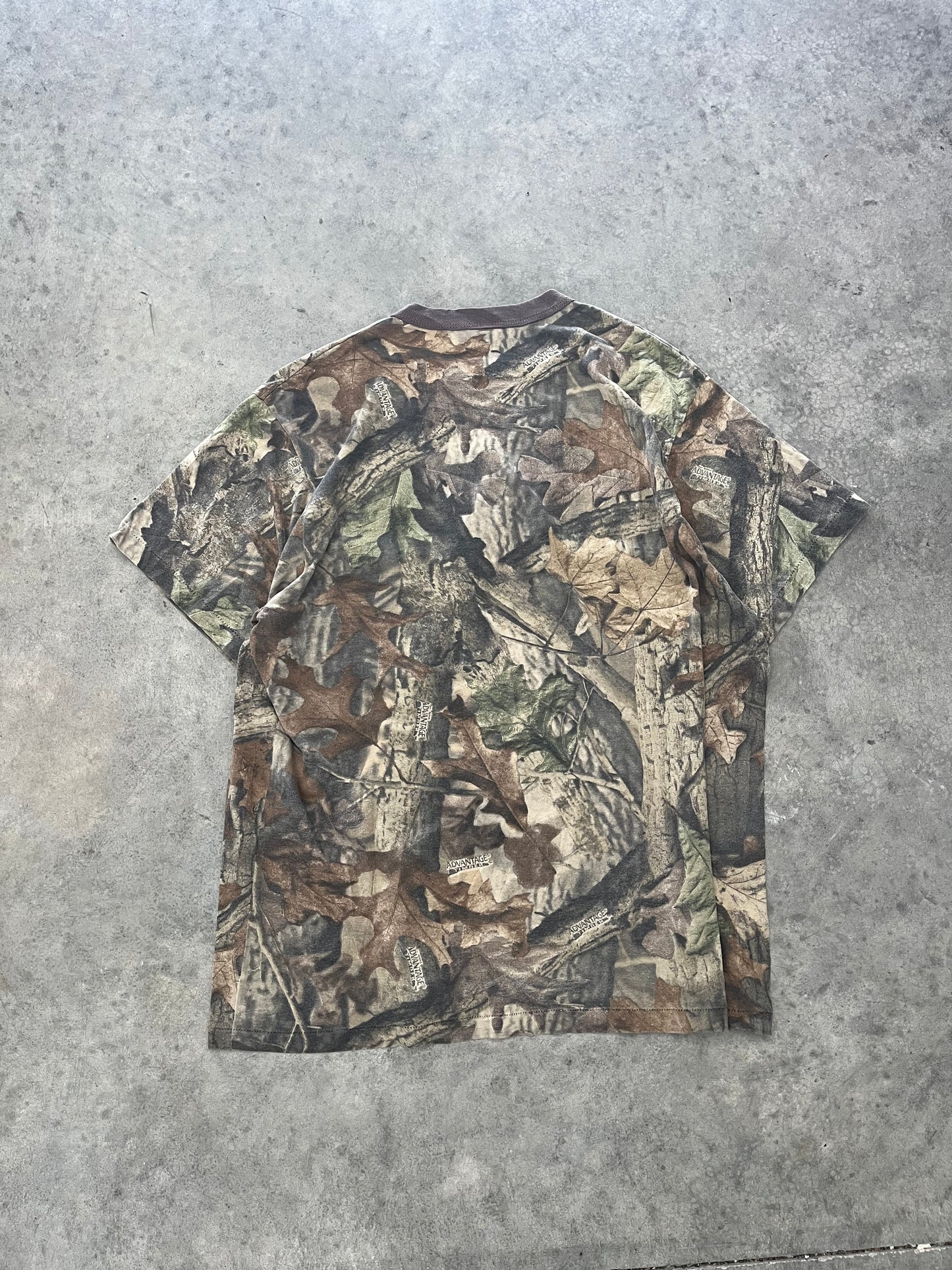 real tree tee - M