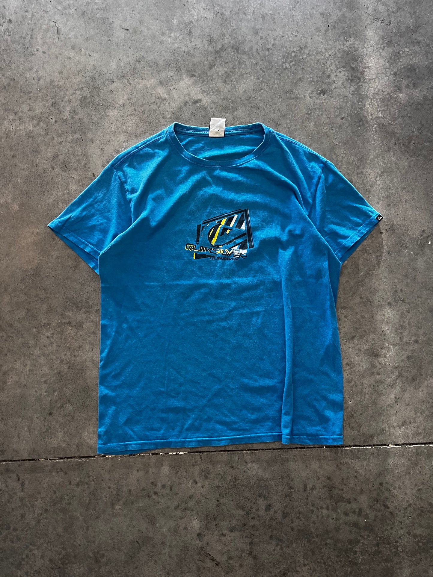 quiksilver tee - L