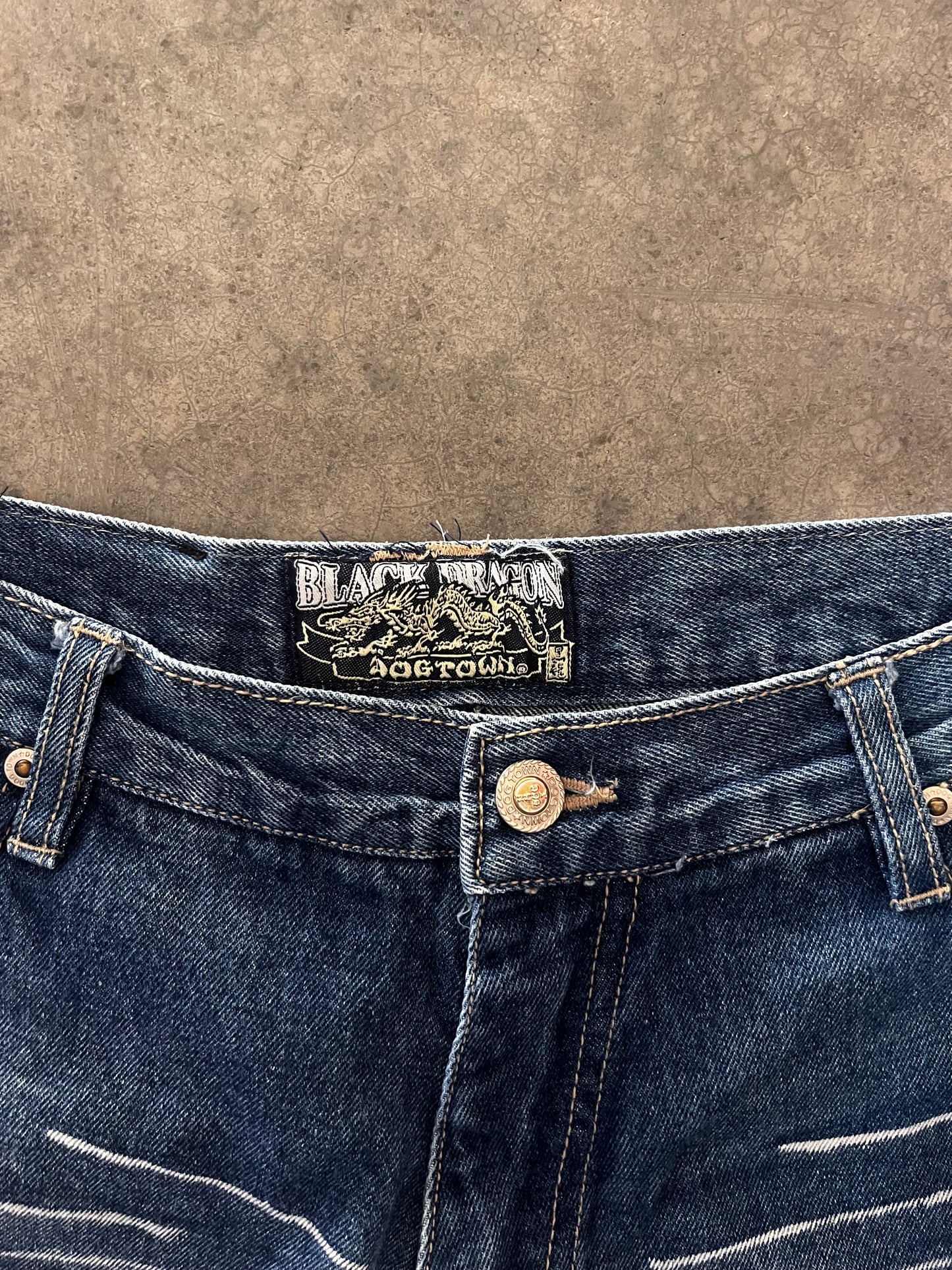 Grail dog town jorts - 33