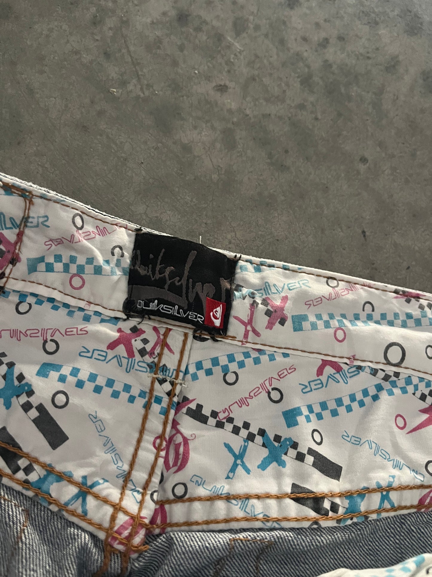 quiksilver jorts - 32