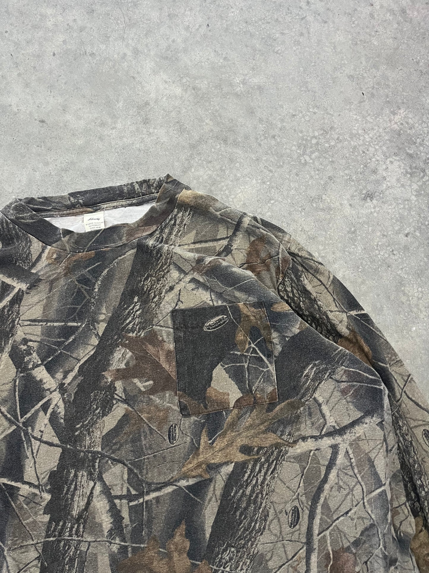 real tree long sleeve - XL