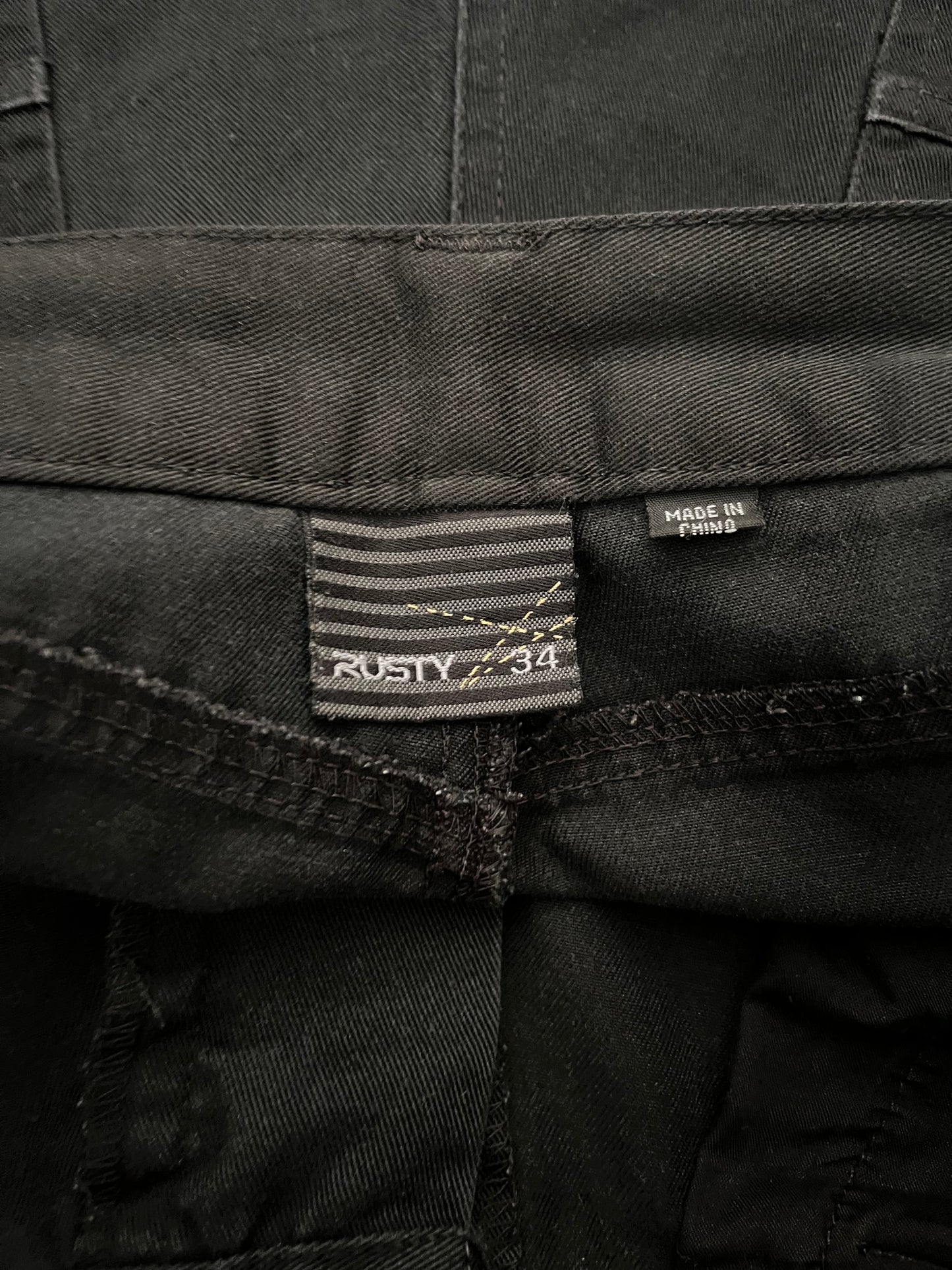 Rusty shorts - 34