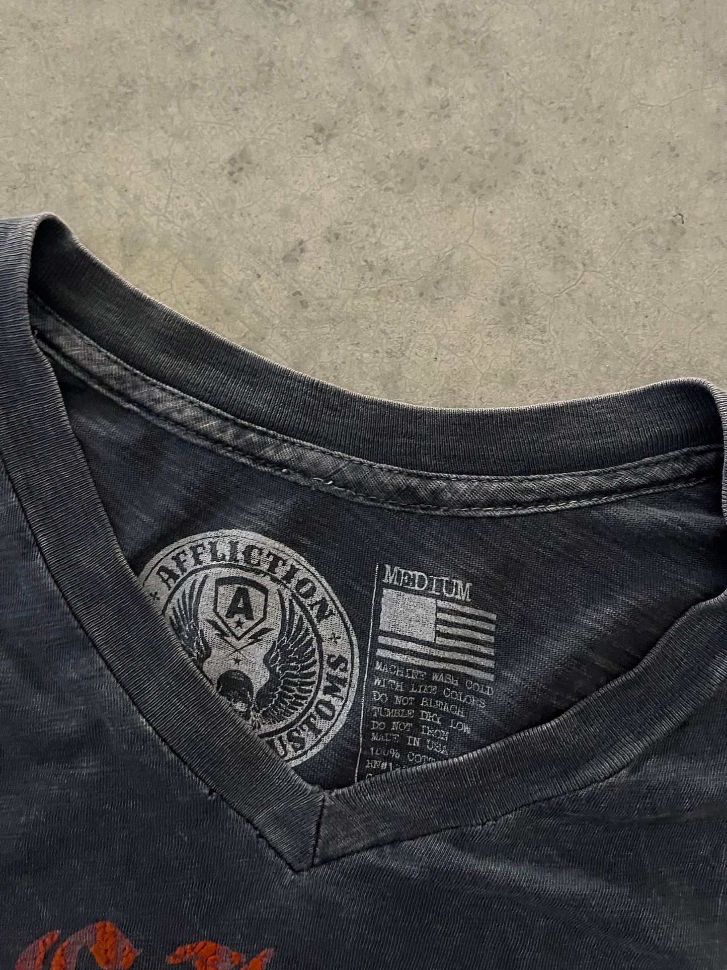 affliction tee - M