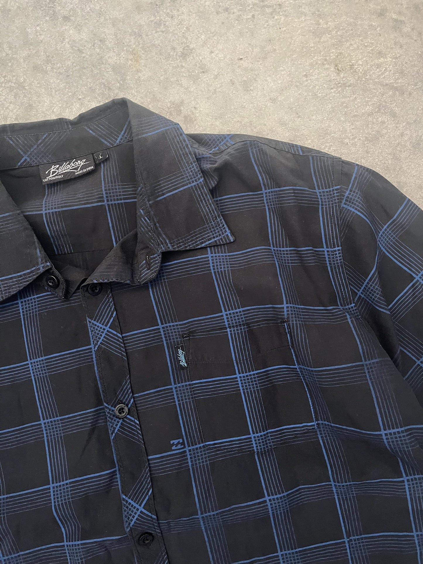Calm billabong button up