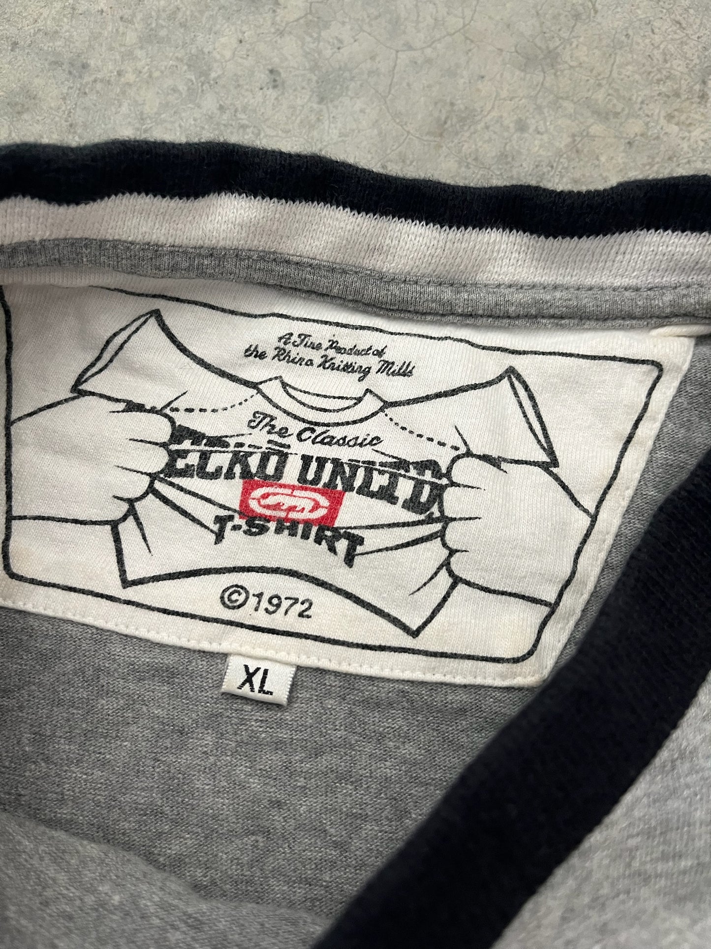 cleannn ecko tee - XXL