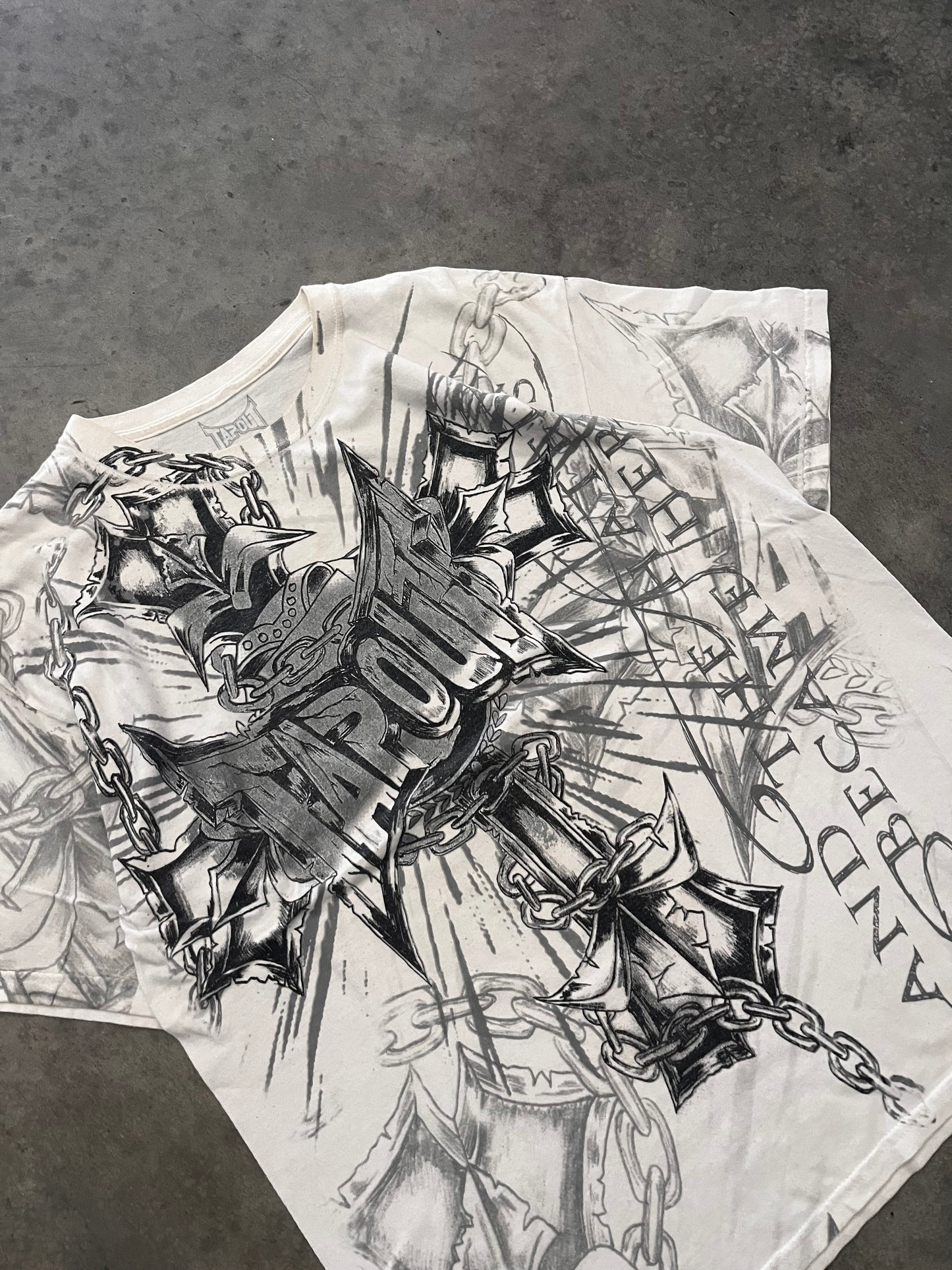 sick tapout tee - L