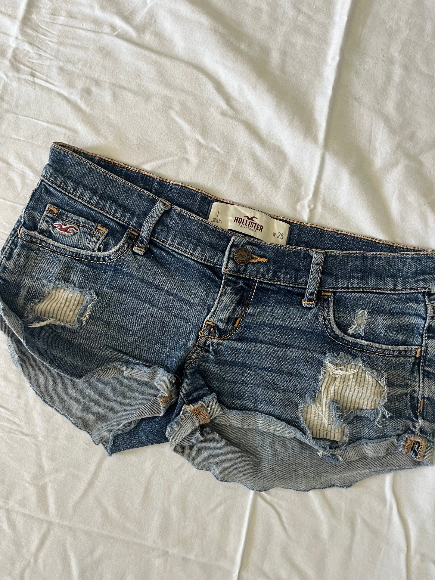 hollister denim mini shorts - 28