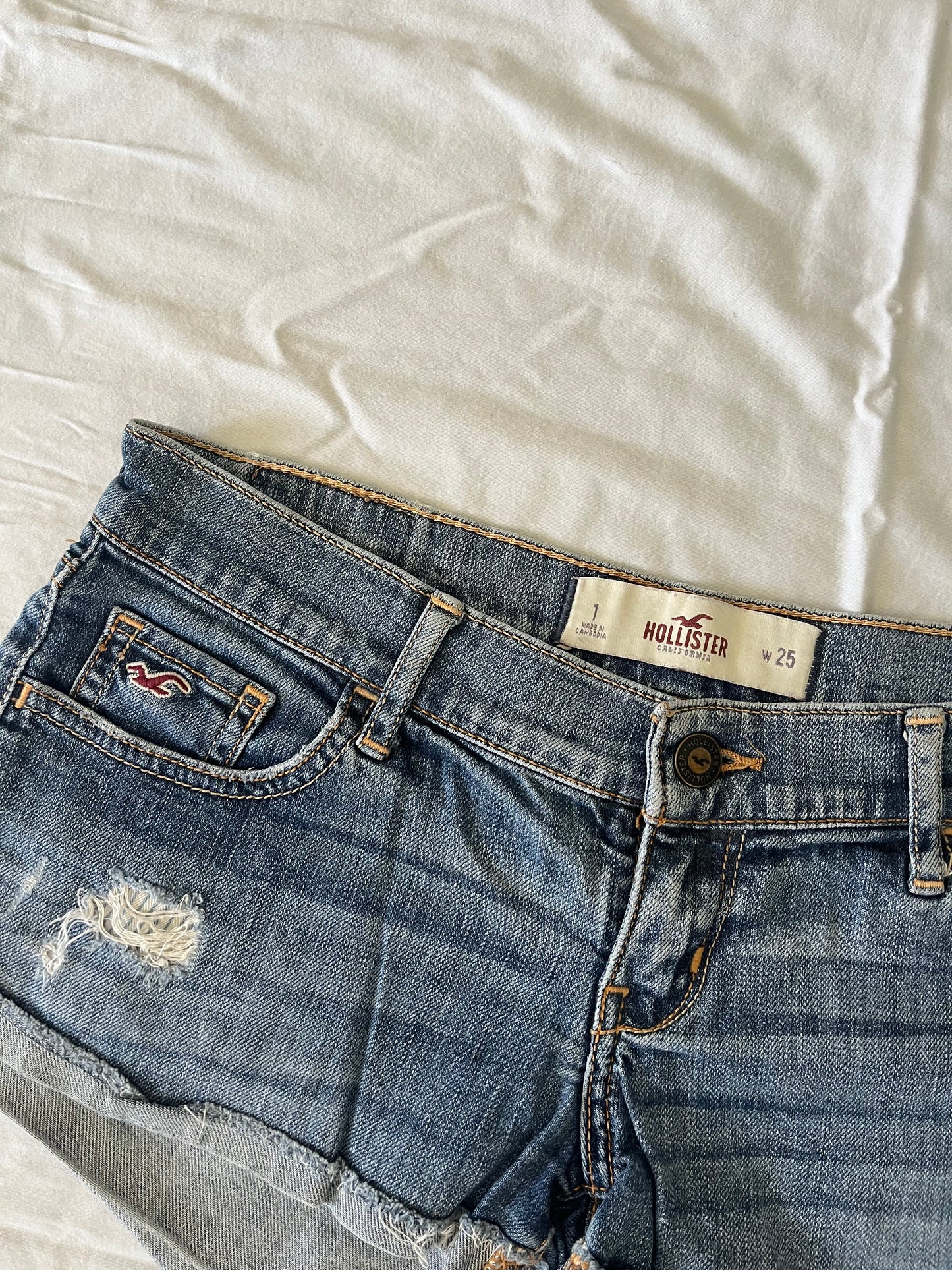 hollister denim mini shorts - 30