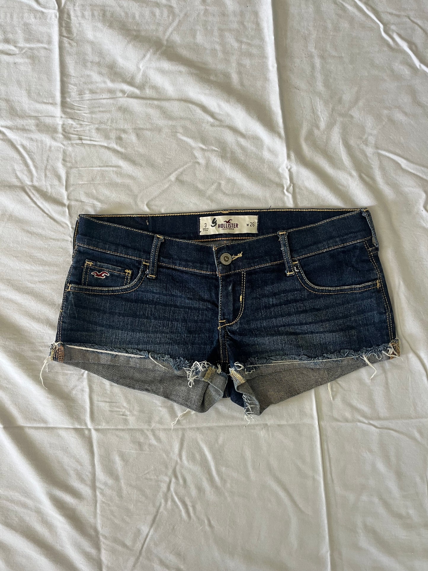 hollister denim mini shorts - 30