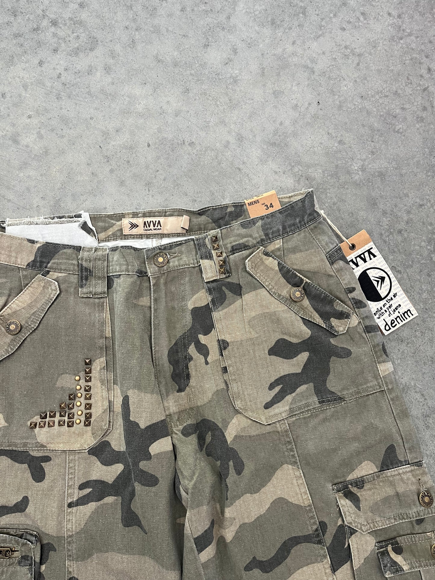 camo shorts - 34