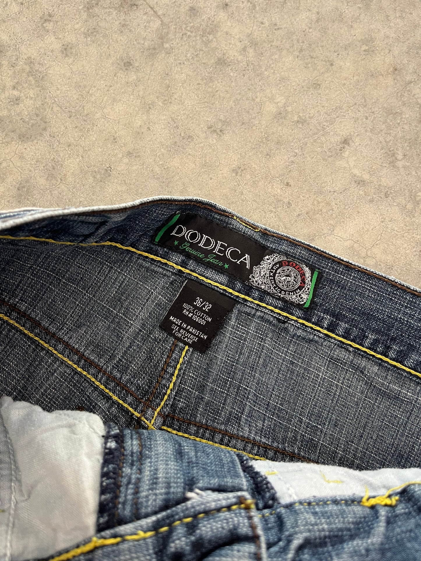 sick embroidered baggy jeans - 33