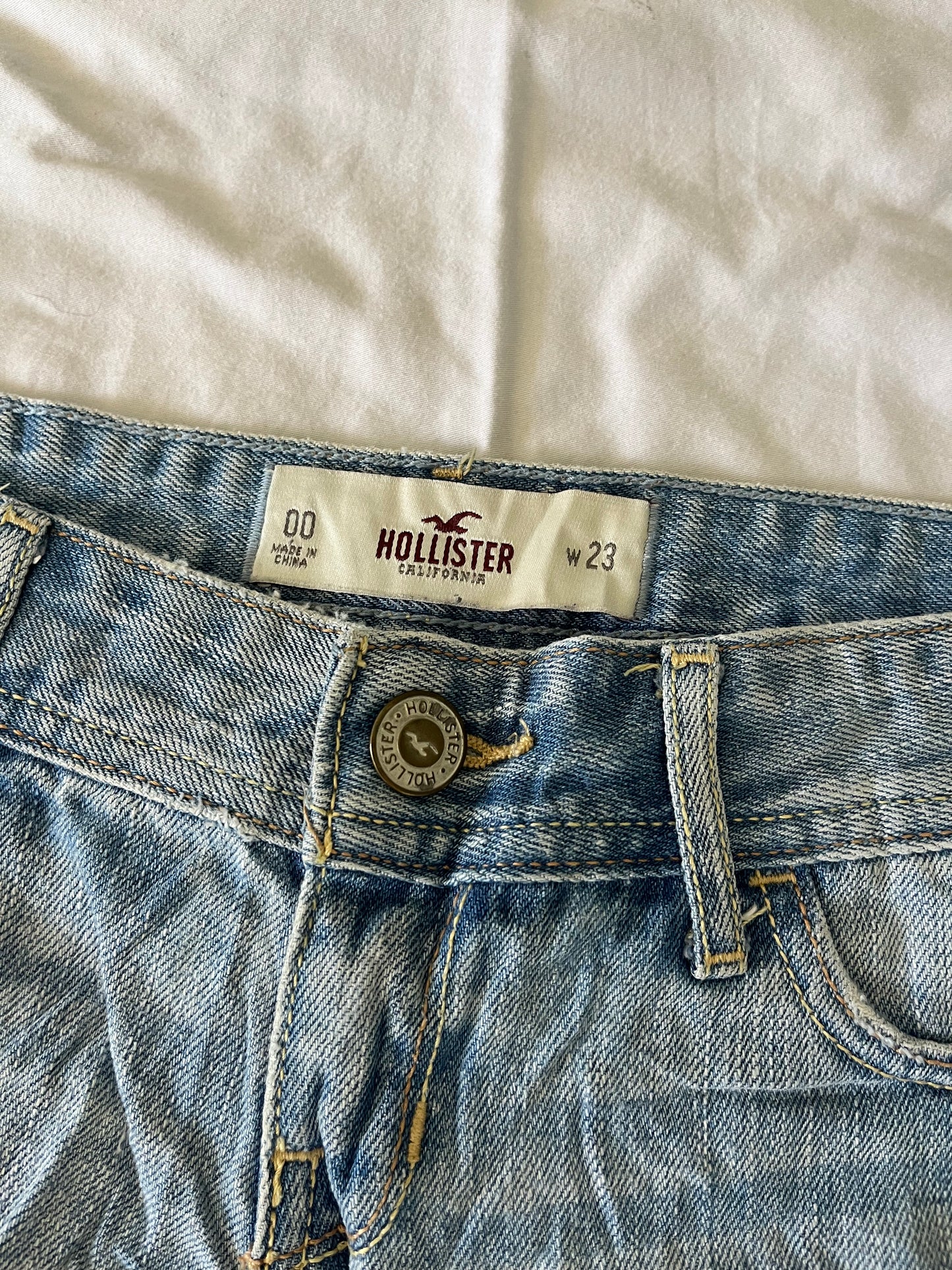 hollister denim mini shorts - 28