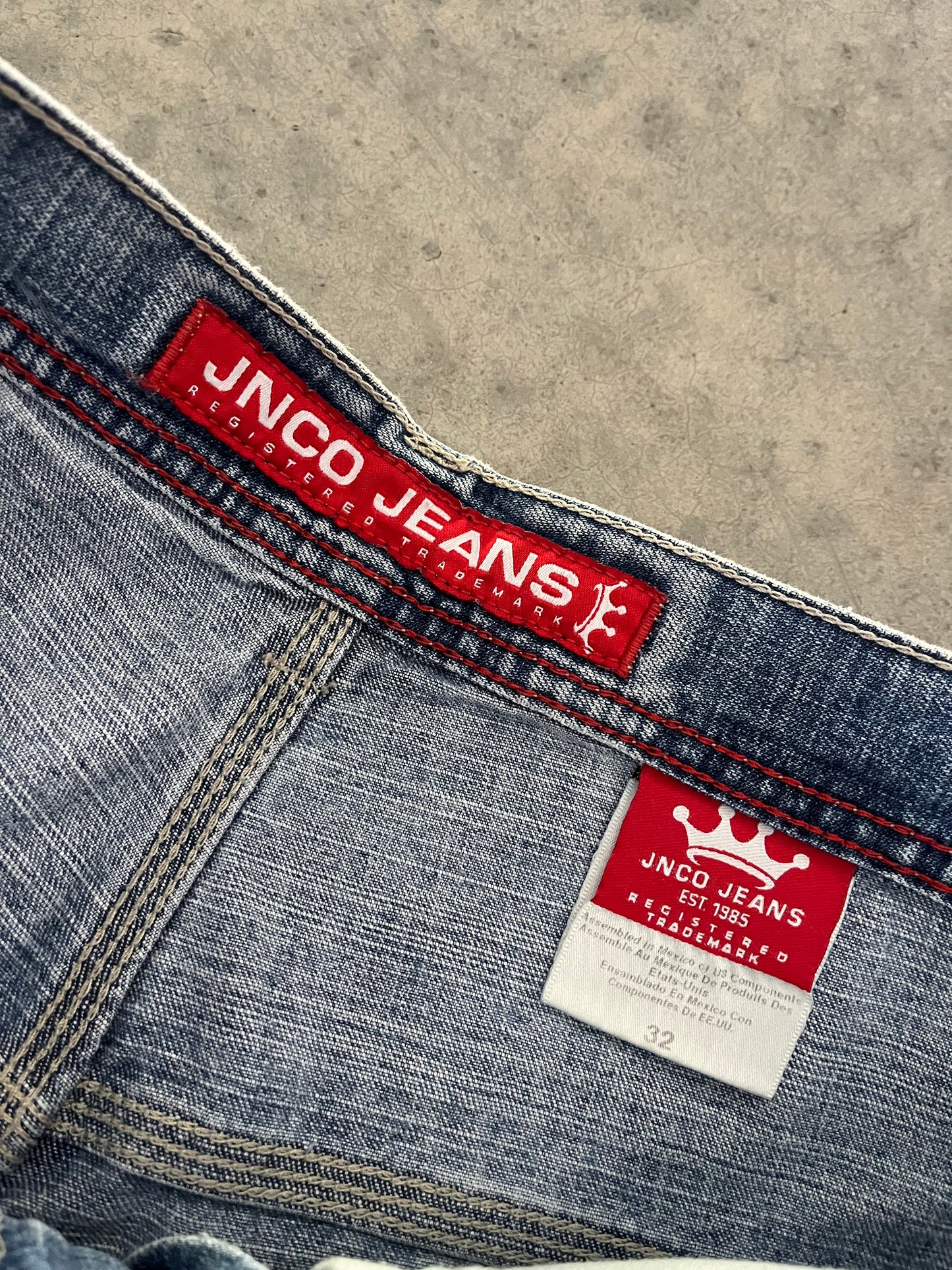 SICKKK JNCO jorts - 32