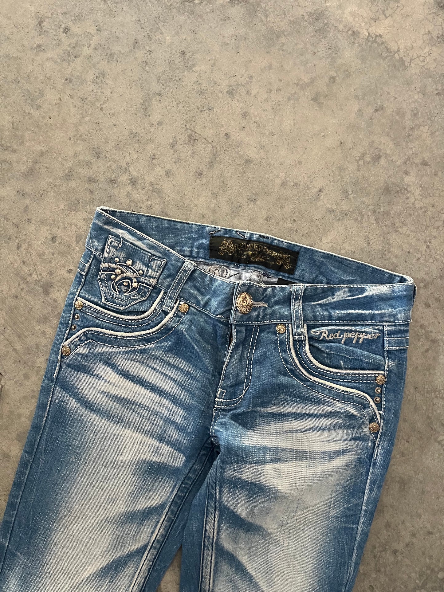 red pepper flared jeans - 28