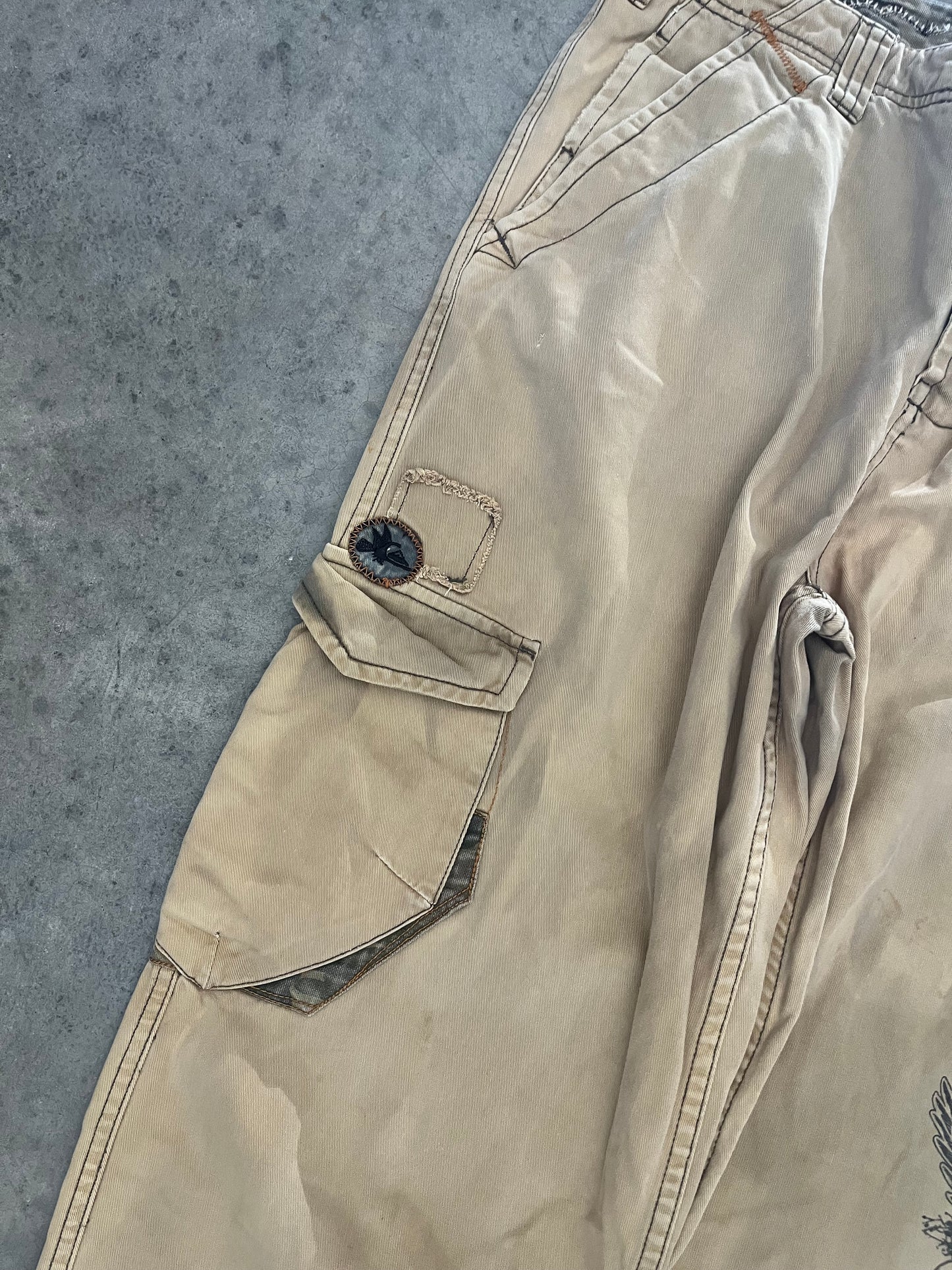 Quiksilver Cargos - 32