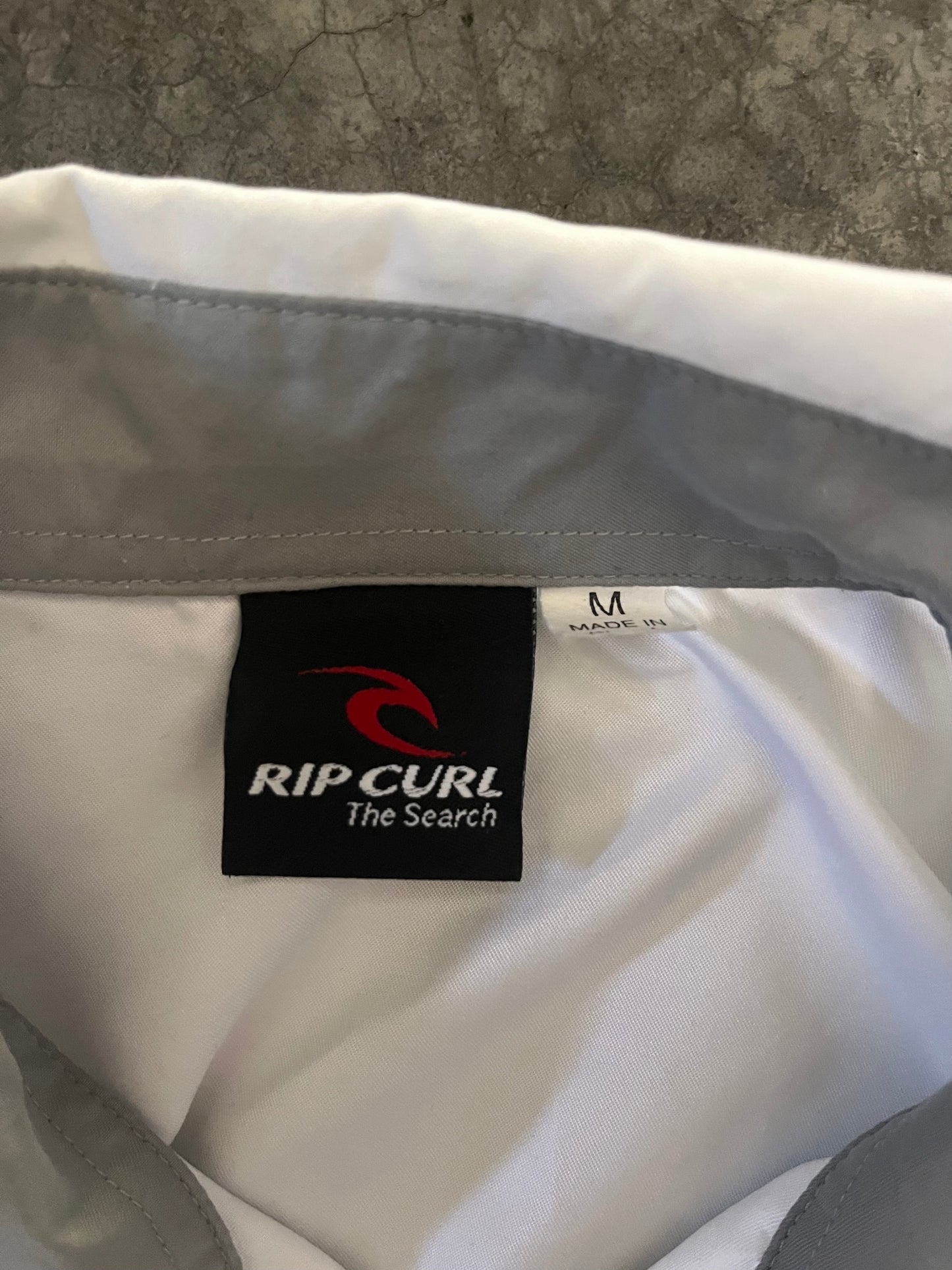 Ripcurl button up - M