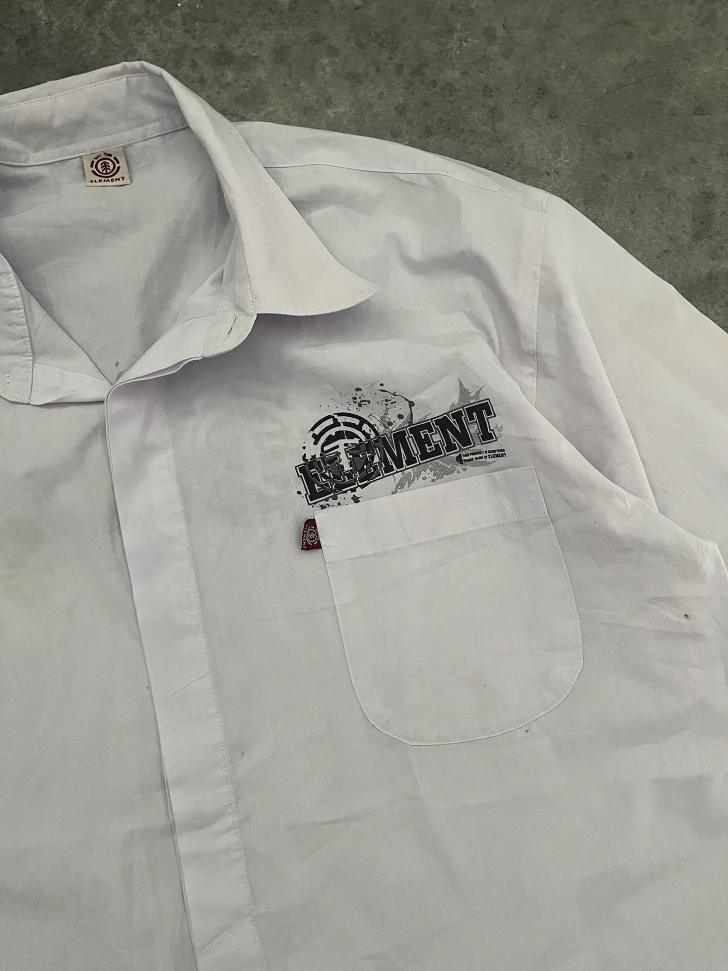 element button up