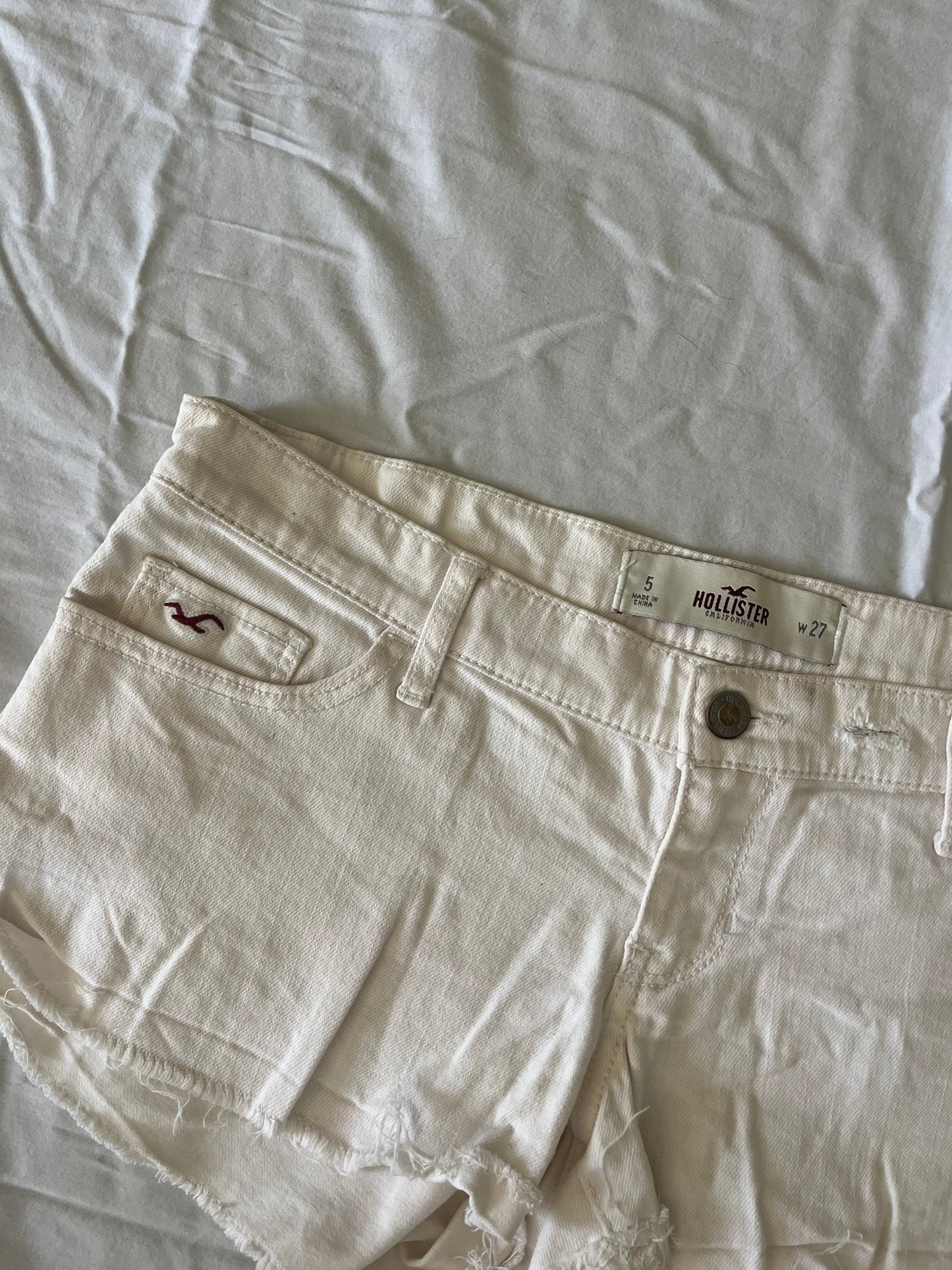 hollister denim mini shorts - 32