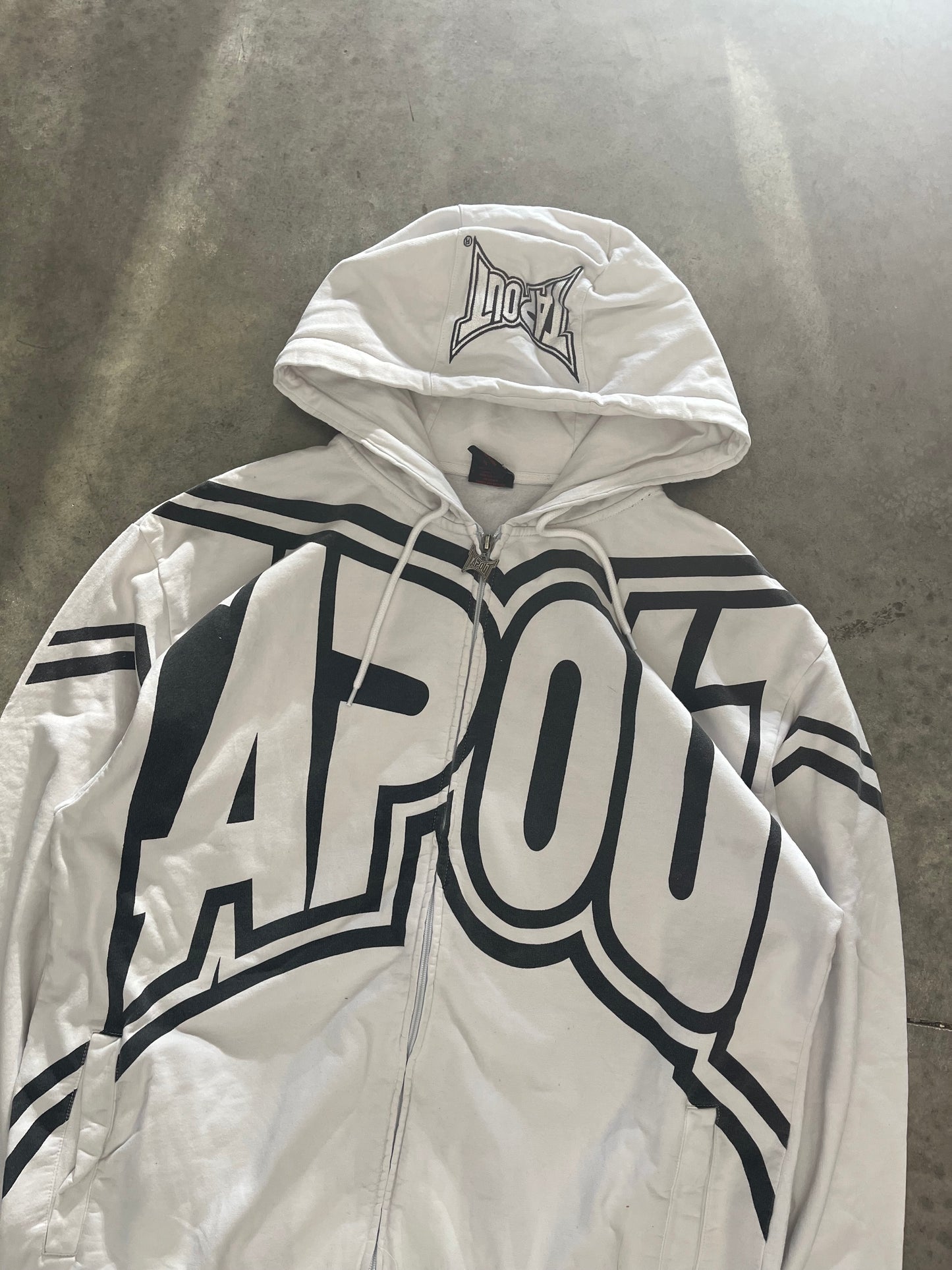 Tapout hoodie - XL