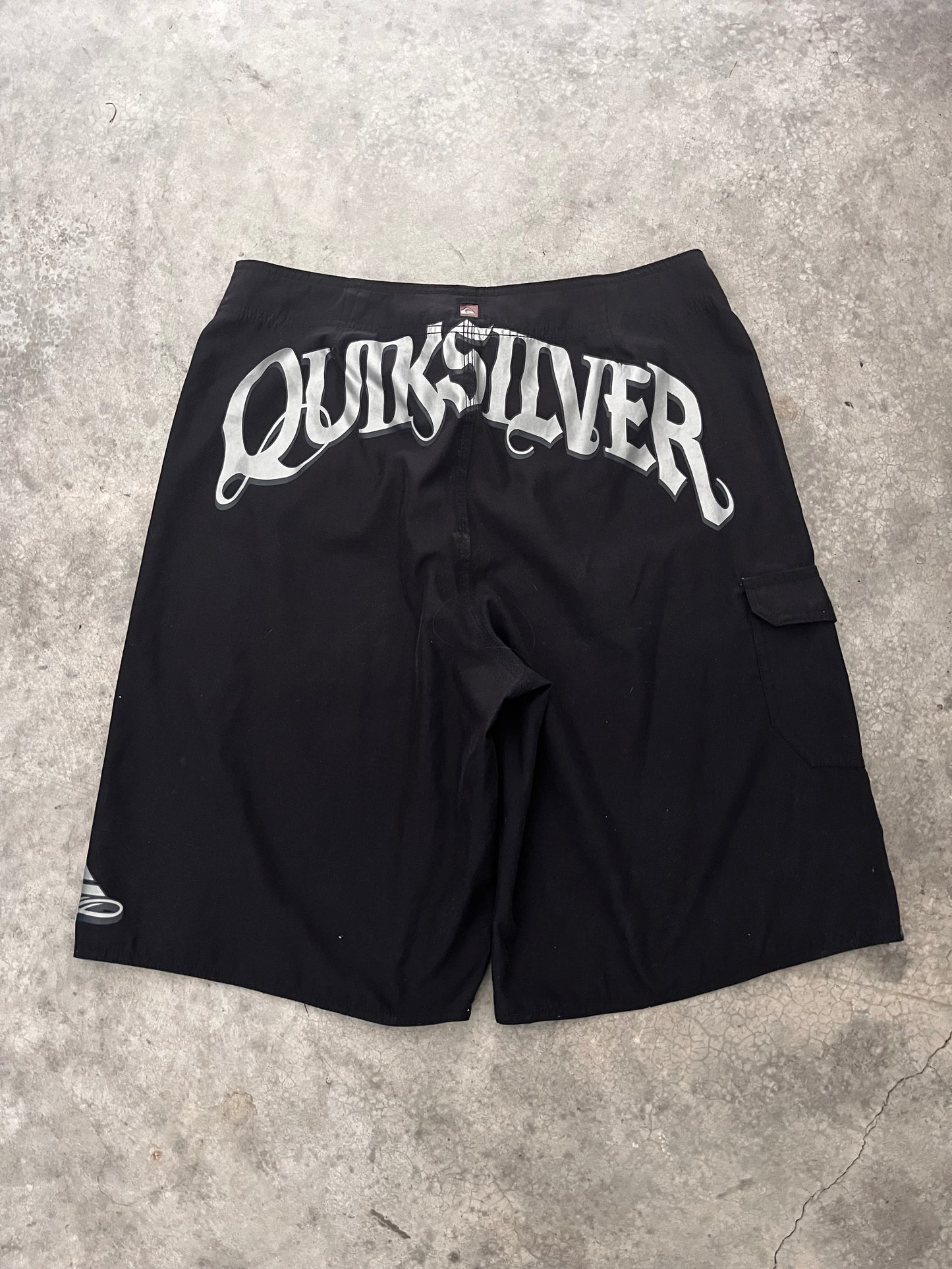 quiksilver board shorts -