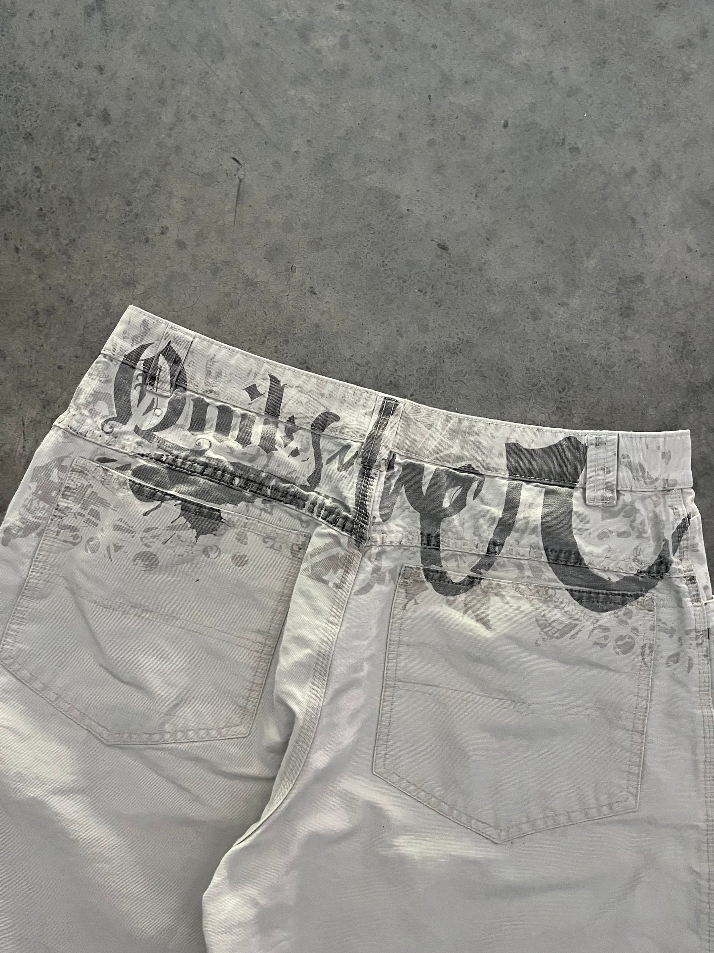 SICK quiksilver shorts - 32