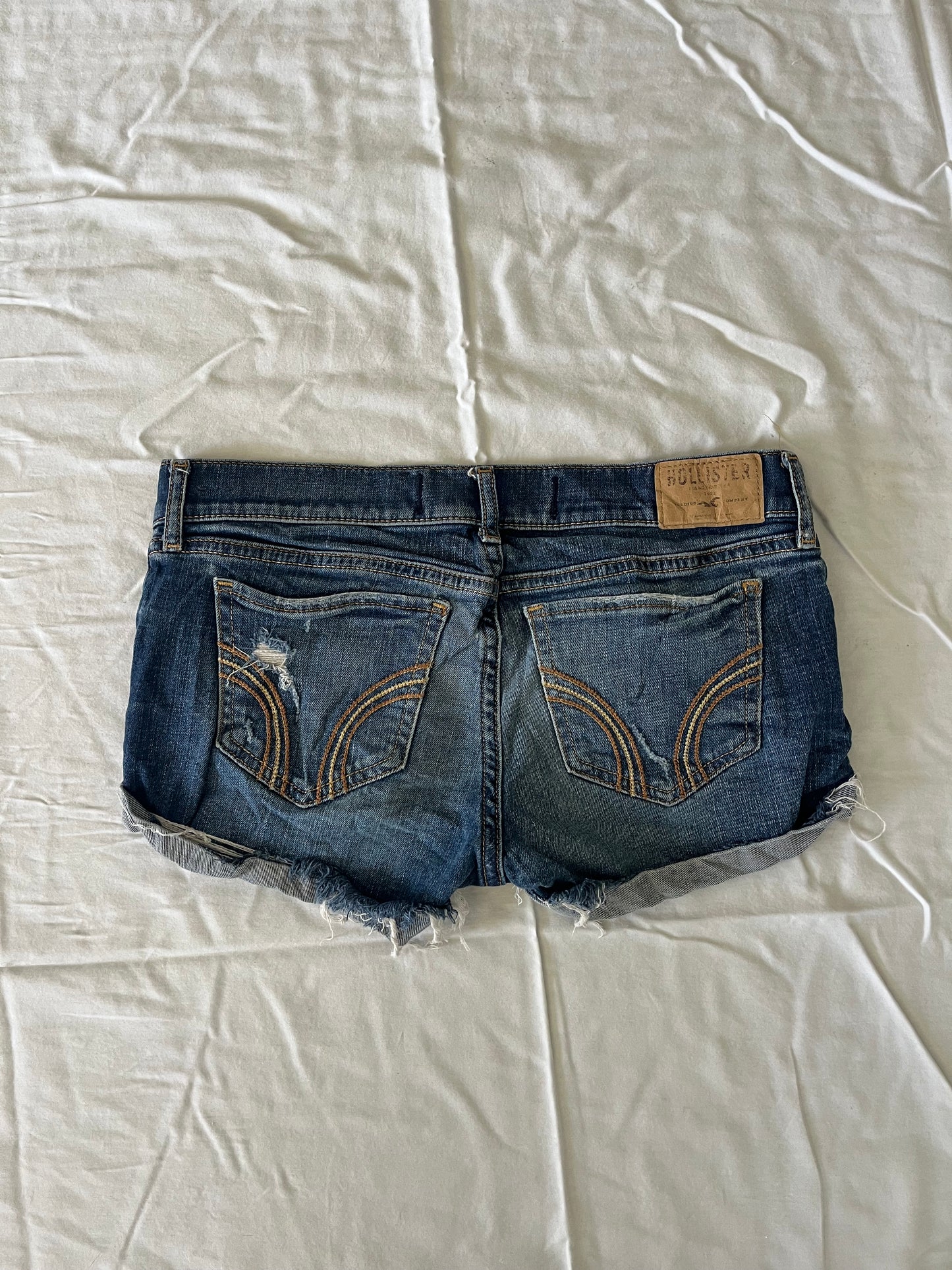 hollister denim mini shorts - 30
