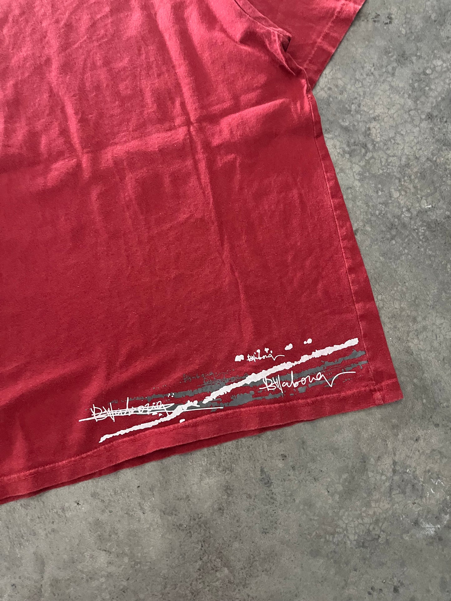 billabong tee - L