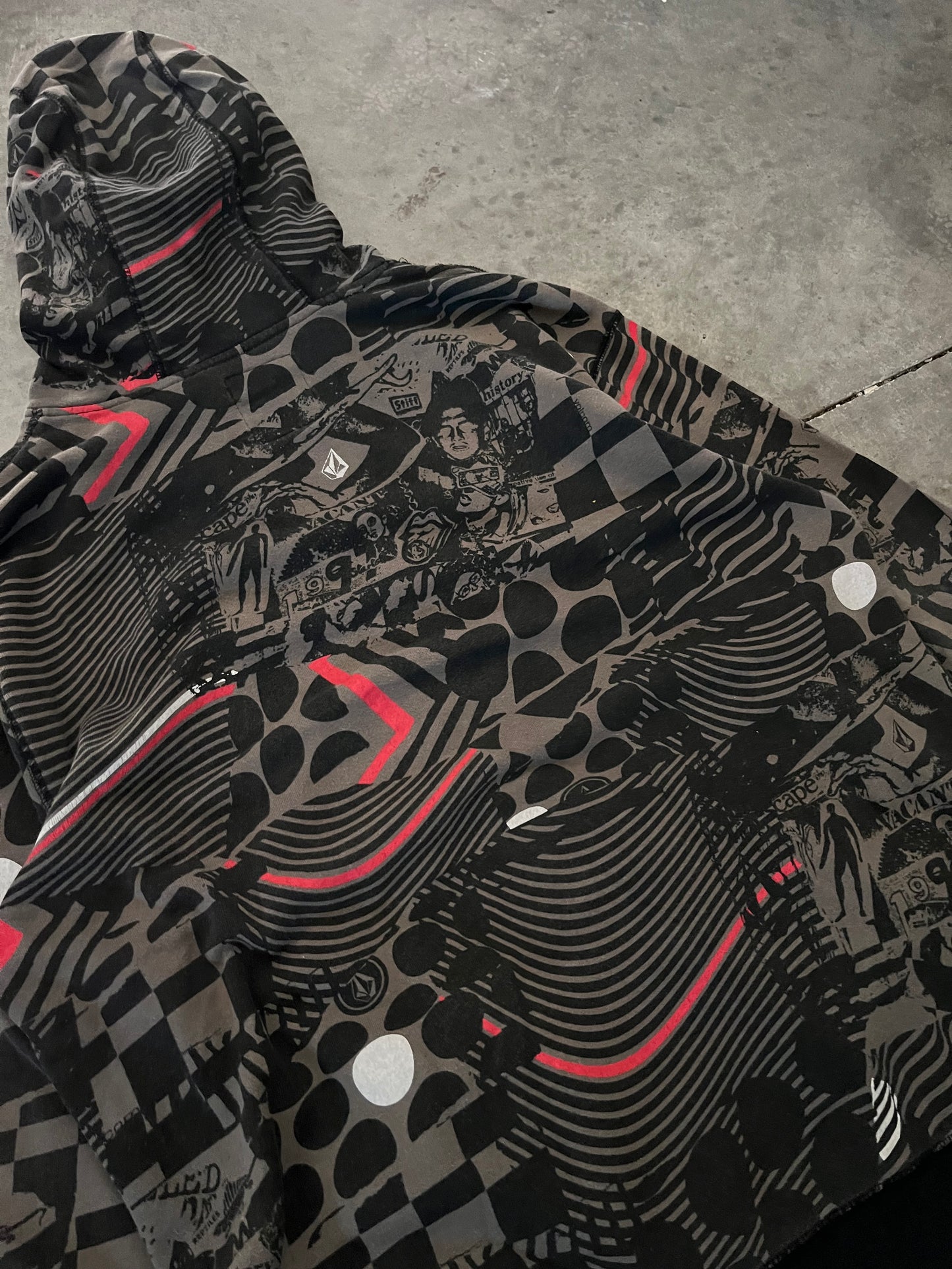Volcom hoodie - L