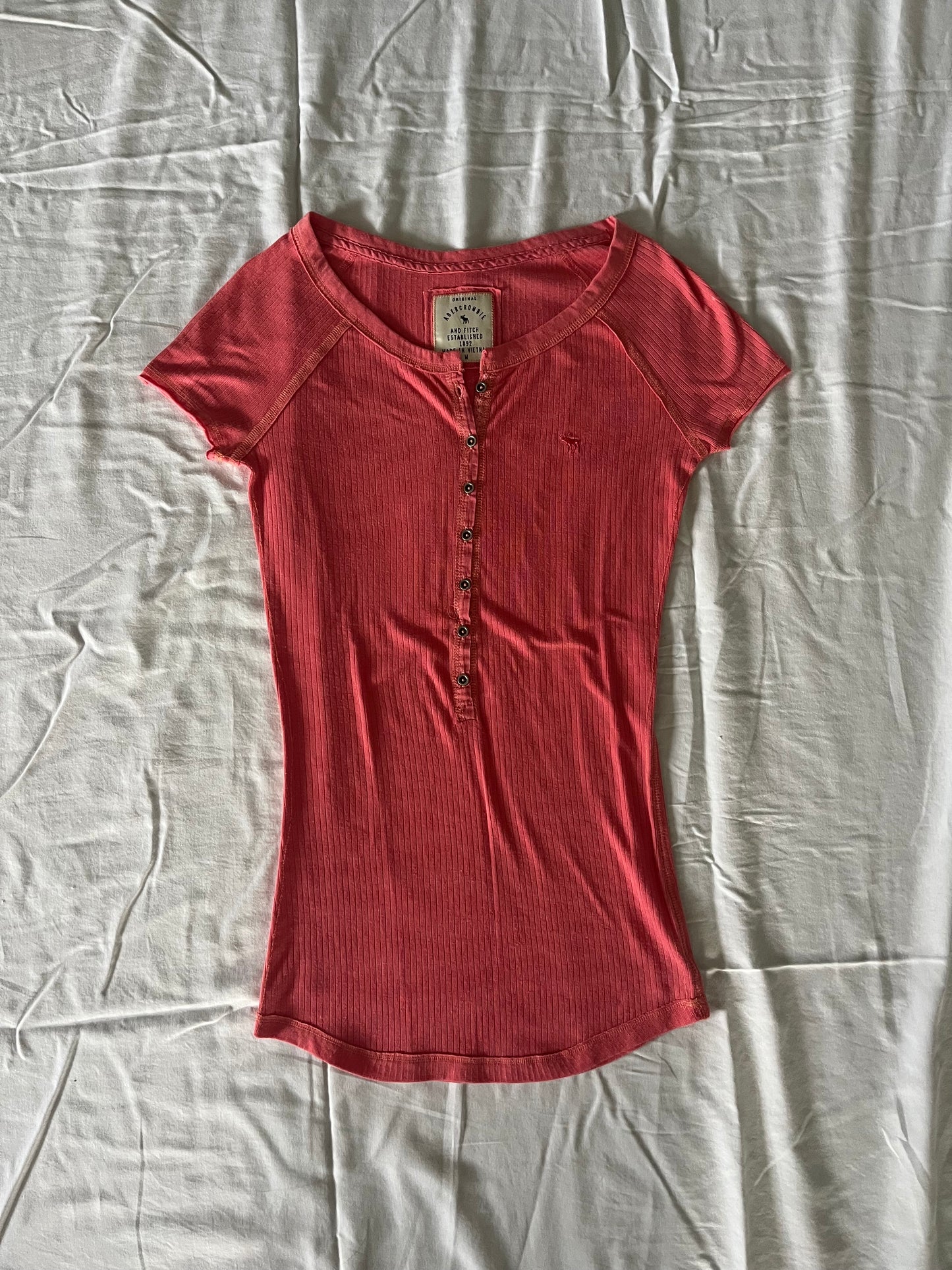 abercrombie henley short sleeve - M