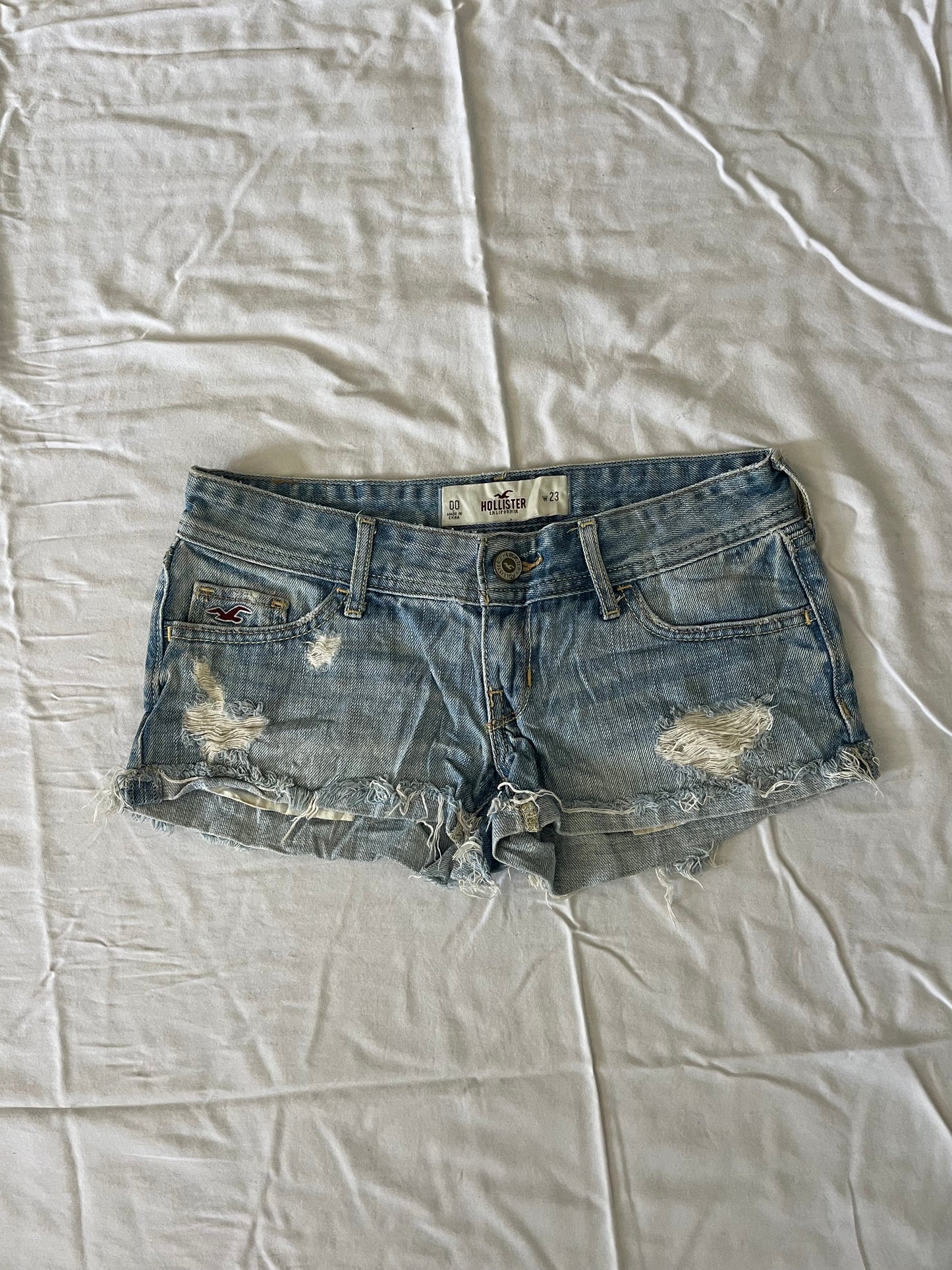 hollister denim mini shorts - 28