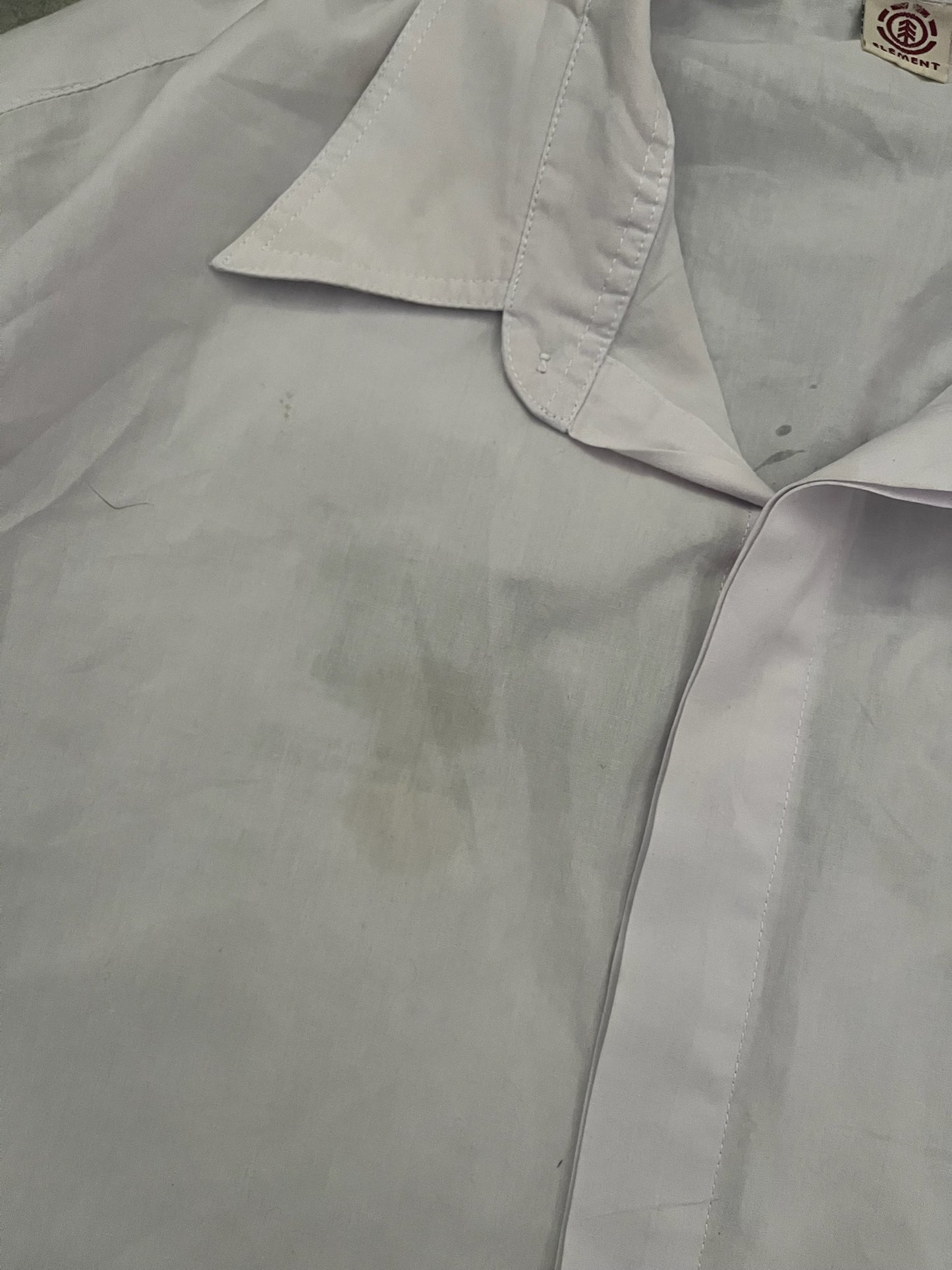 element button up