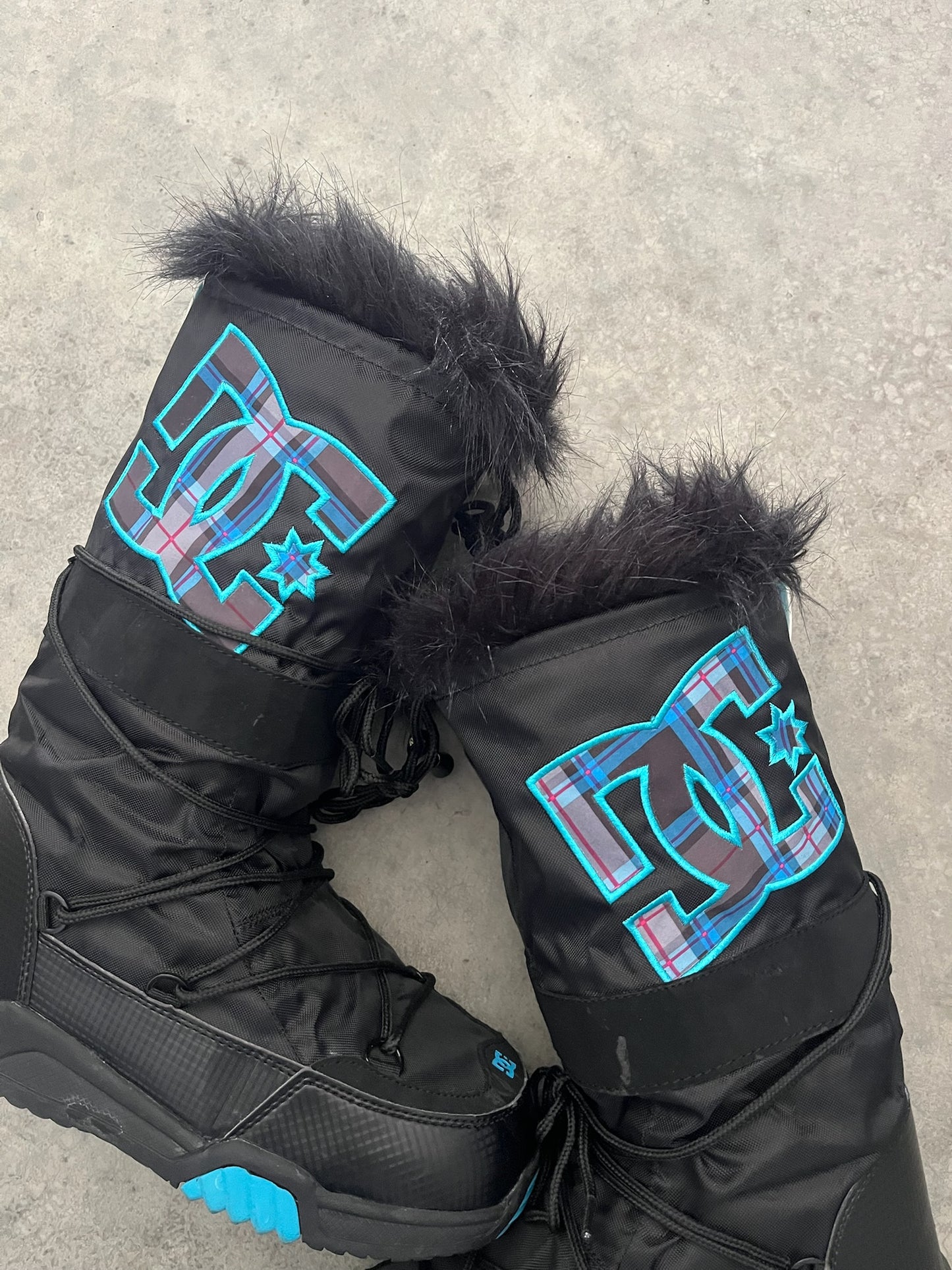 DC Boots - US 8 - EU 39