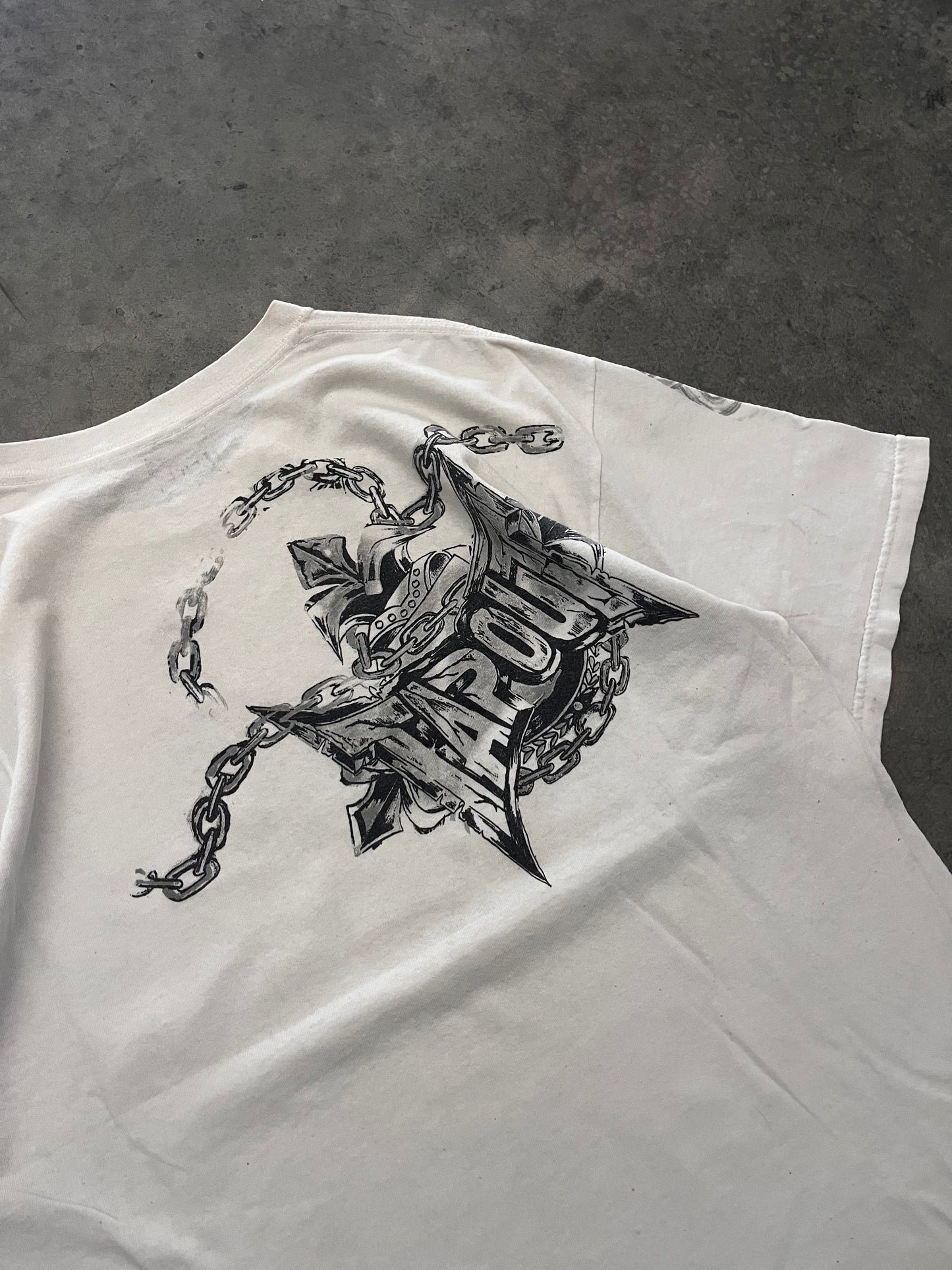 sick tapout tee - L